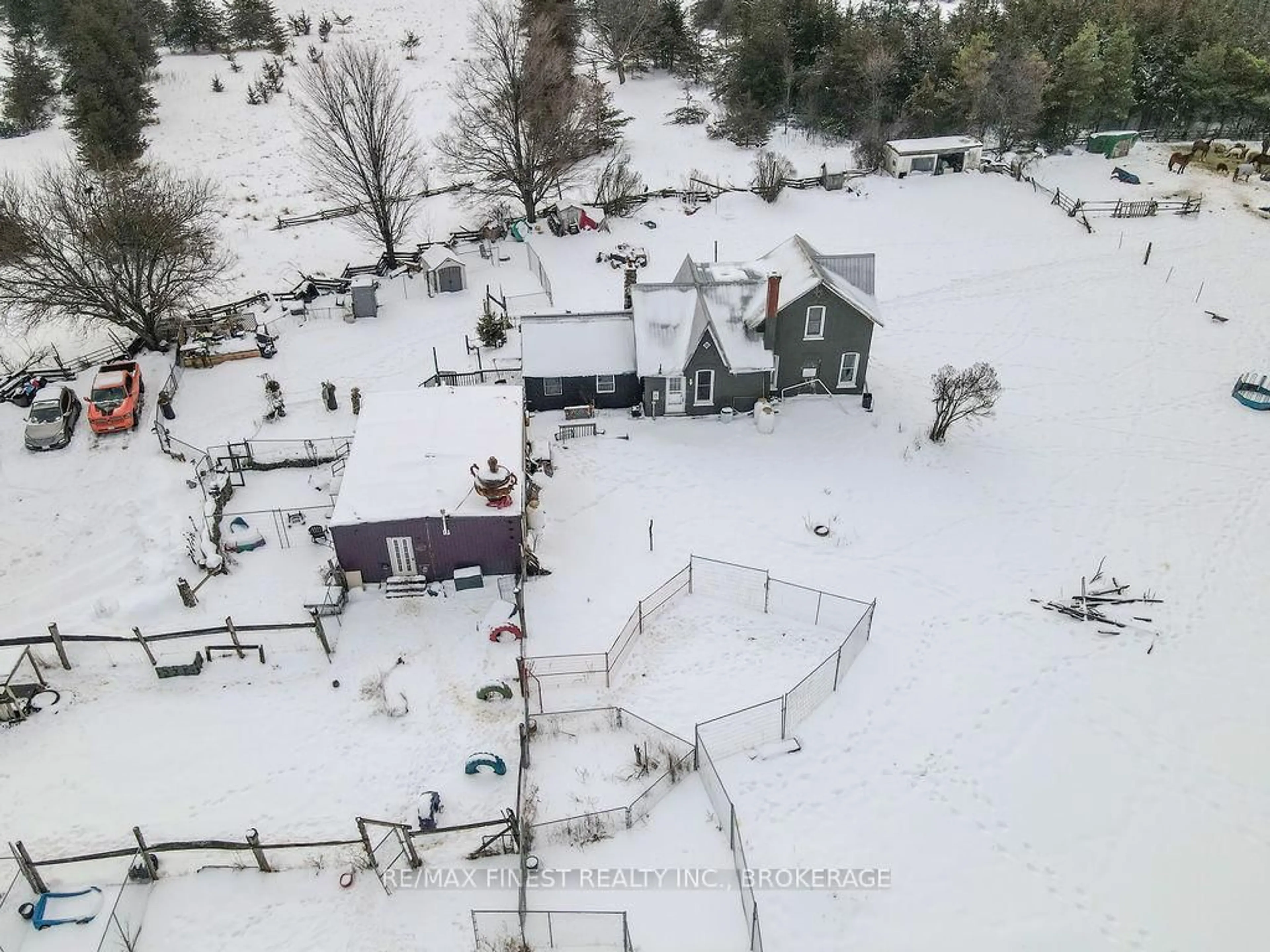 A pic from outside/outdoor area/front of a property/back of a property/a pic from drone, unknown for 142 Cooks Rd, Greater Napanee Ontario K0K 2W0