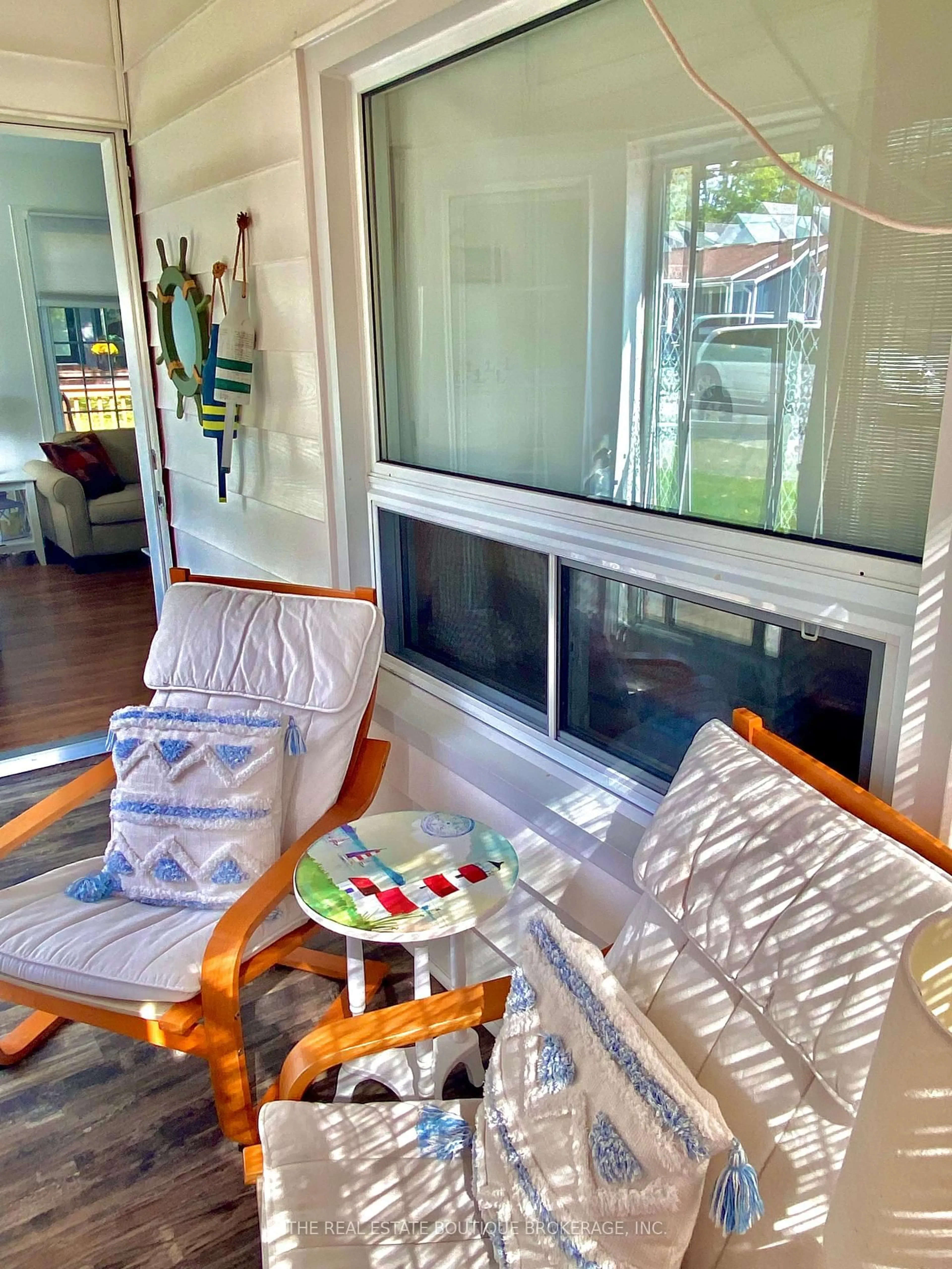 Patio, water/lake/river/ocean view for 322 Oxford Ave, Fort Erie Ontario L0S 1B0