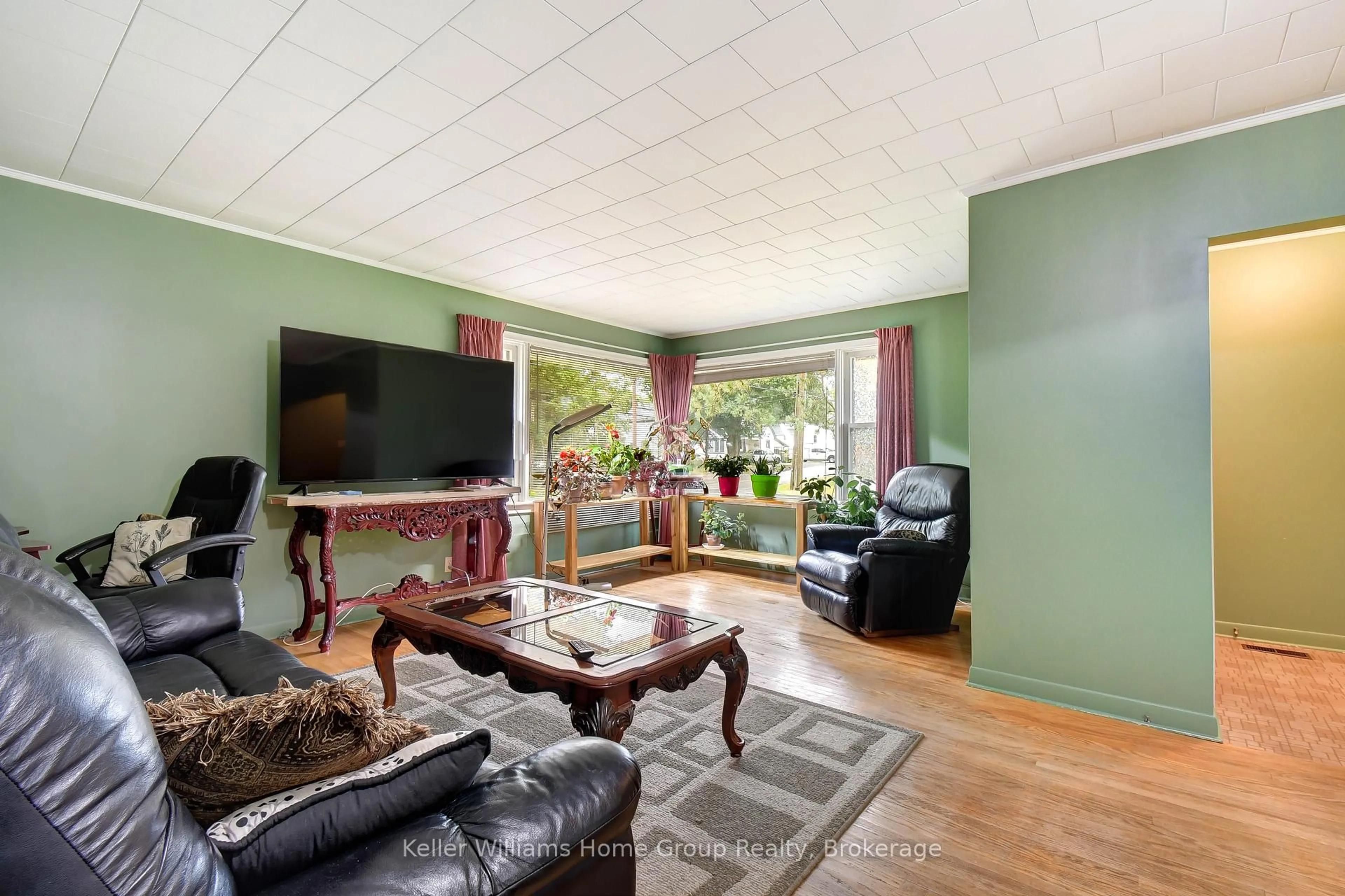 Living room with furniture, unknown for 2 EASTON Ave, Bancroft Ontario K0L 1C0