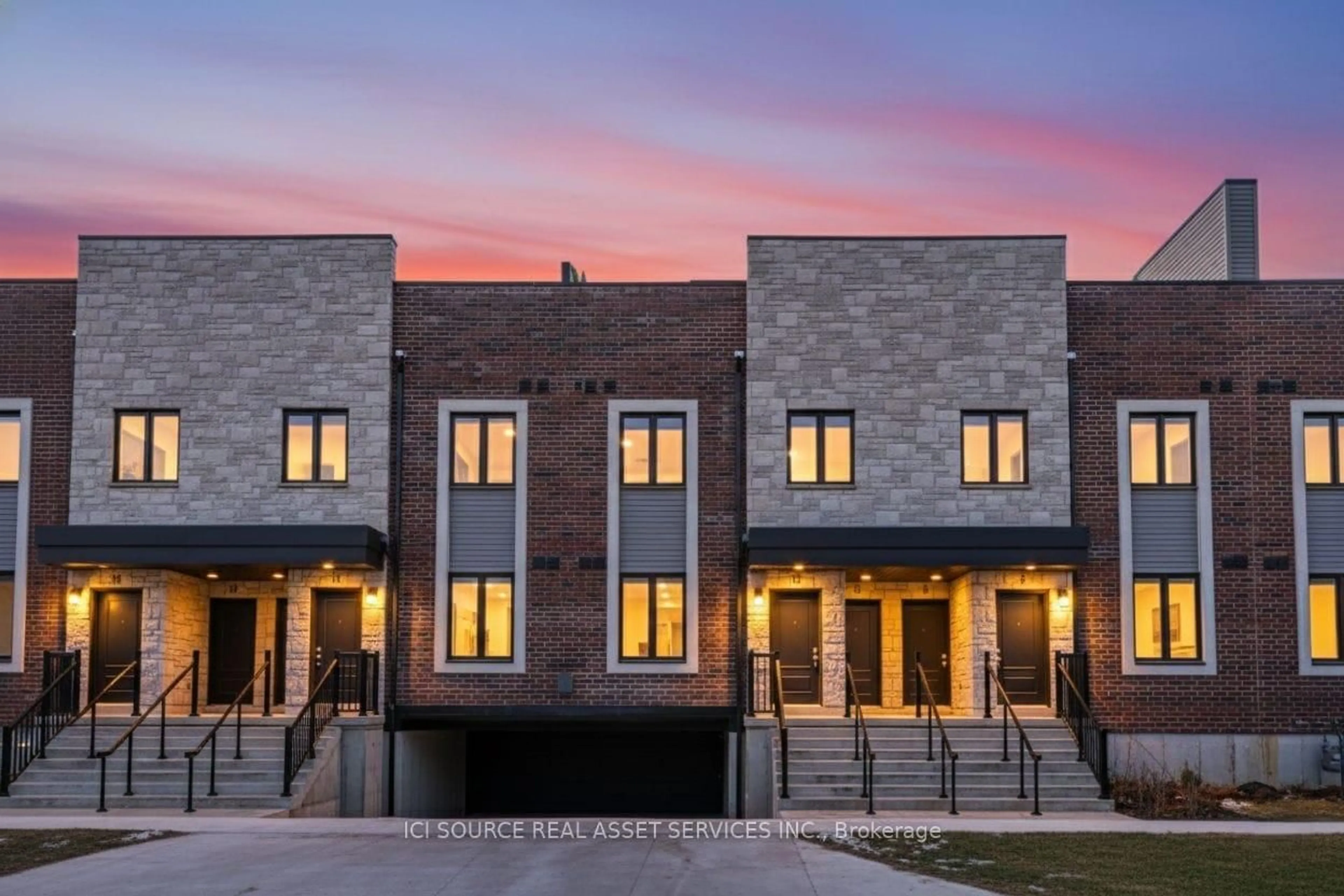 Home with brick exterior material, unknown for 2 Slessor Blvd #10, Grimsby Ontario L3M 5J4