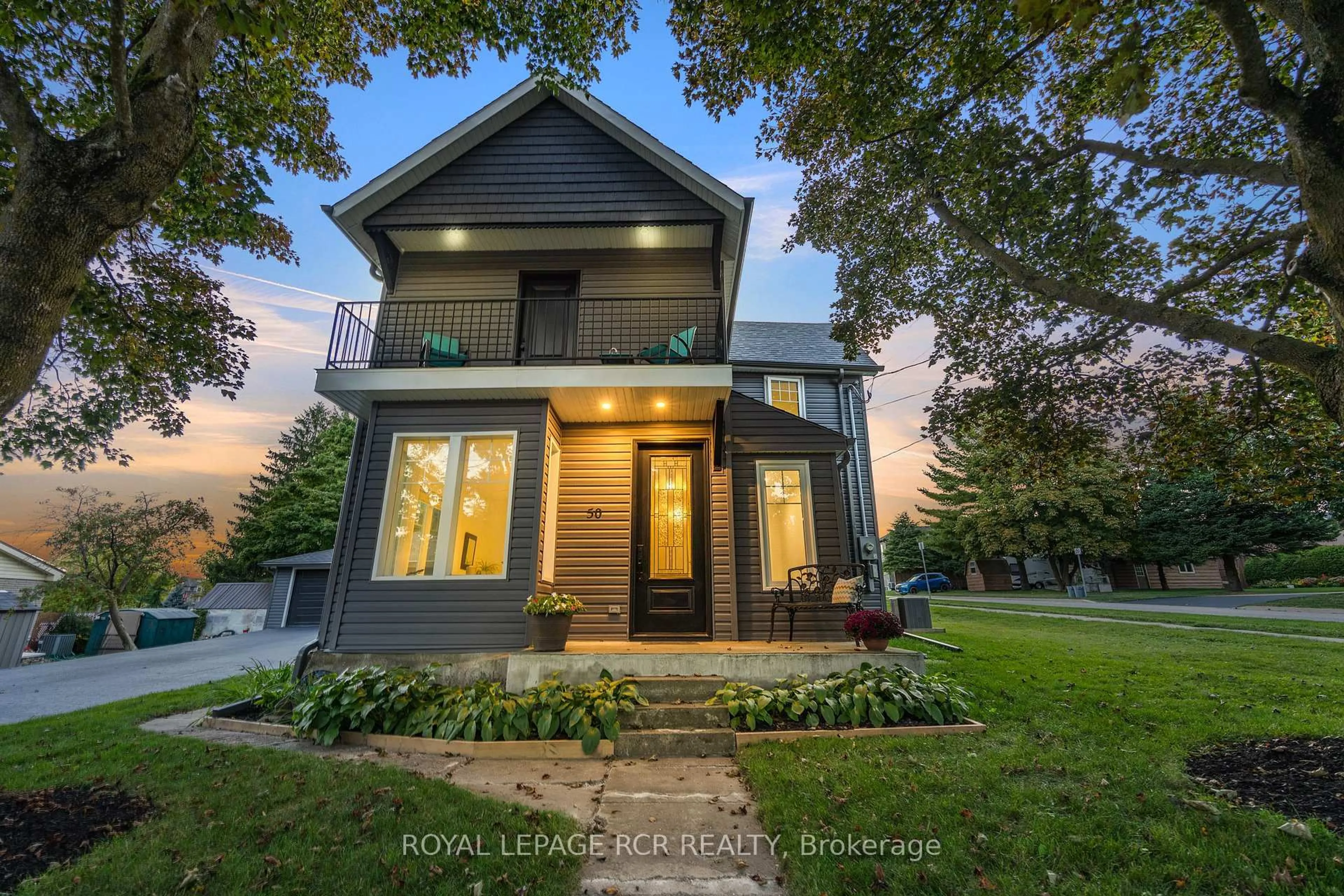 Home with brick exterior material, street for 50 Leeson St, East Luther Grand Valley Ontario L9W 5S5