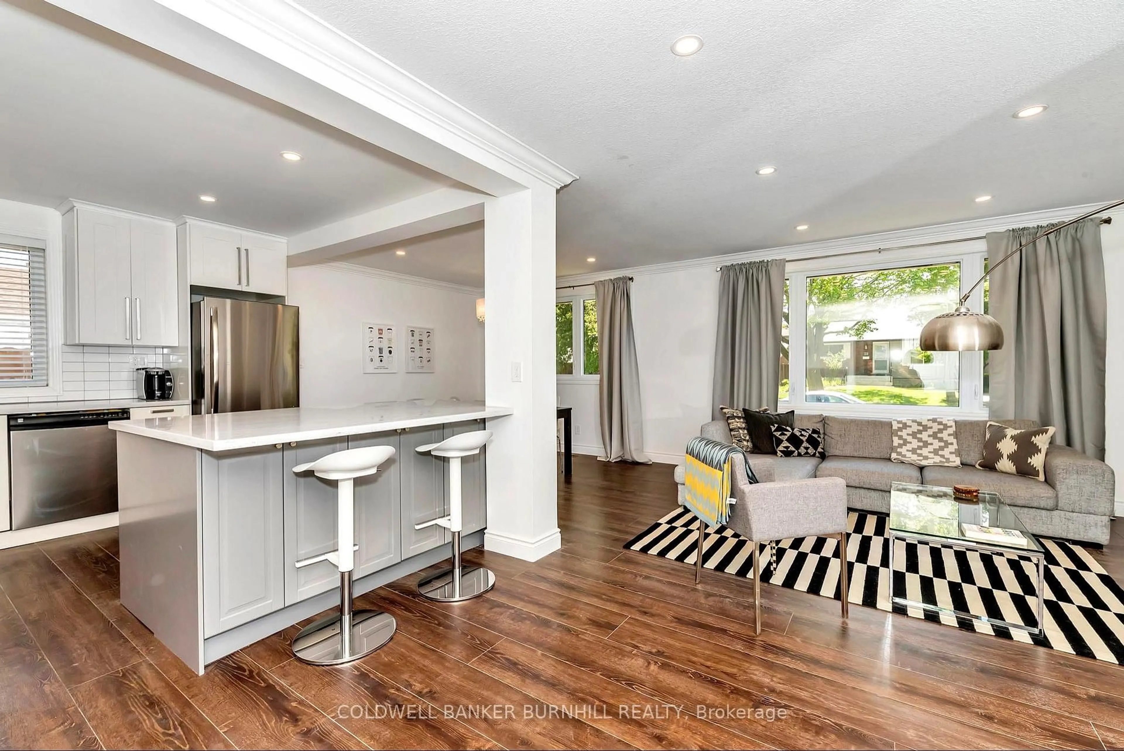 Open concept kitchen, unknown for 24 Darlington Dr, Hamilton Ontario L9C 2L7