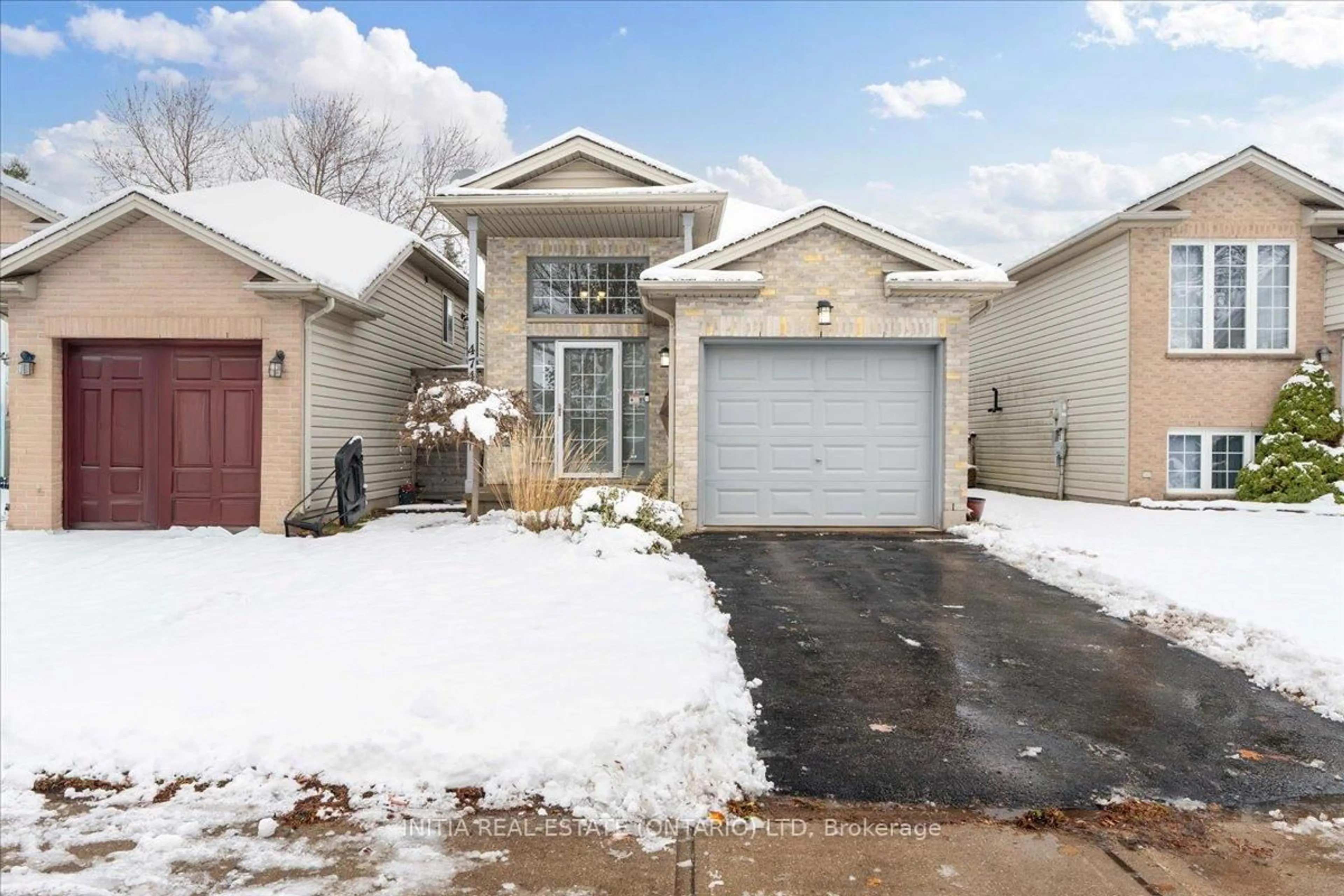 Unknown for 474 Exmouth Circ, London East Ontario N5V 5G6