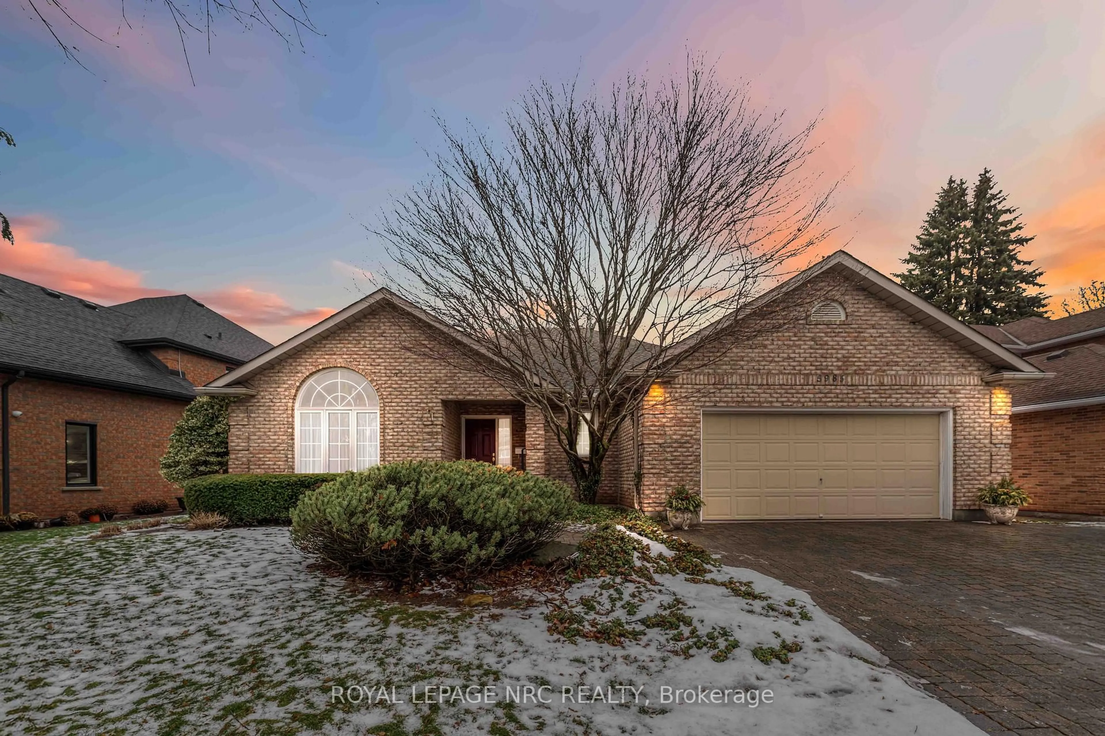 Unknown for 5985 Mountaingate Dr, Niagara Falls Ontario L2J 4H9