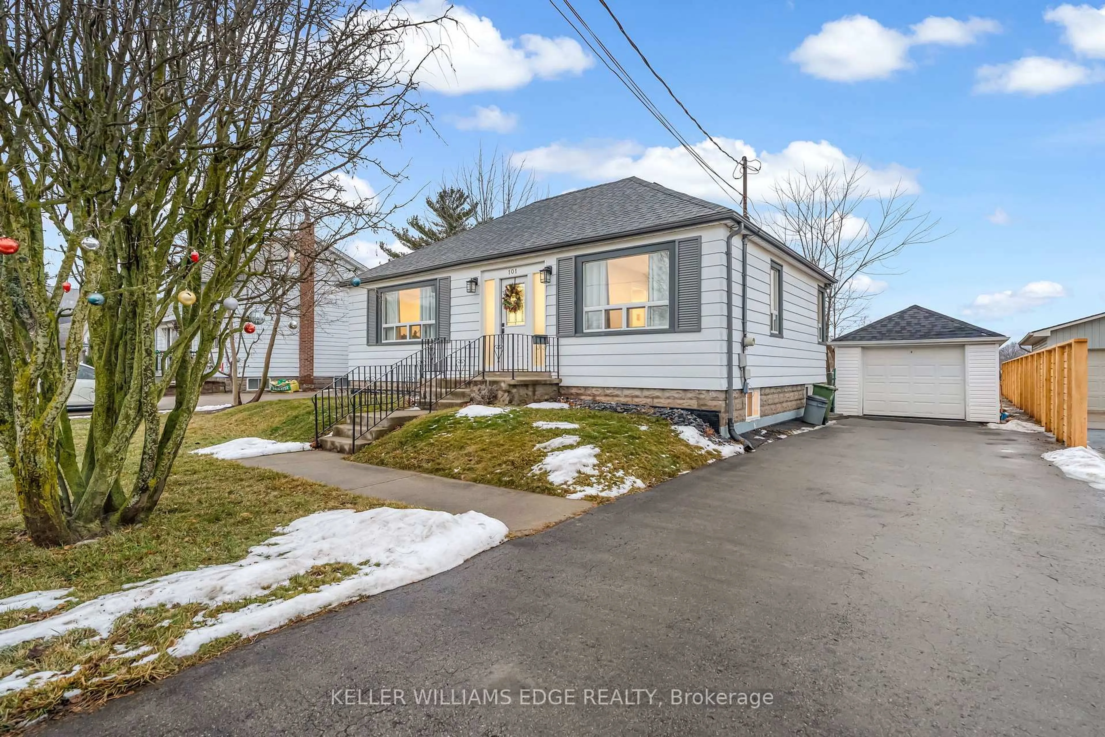 A pic from outside/outdoor area/front of a property/back of a property/a pic from drone, street for 101 Corman Ave, Hamilton Ontario L8G 3W3