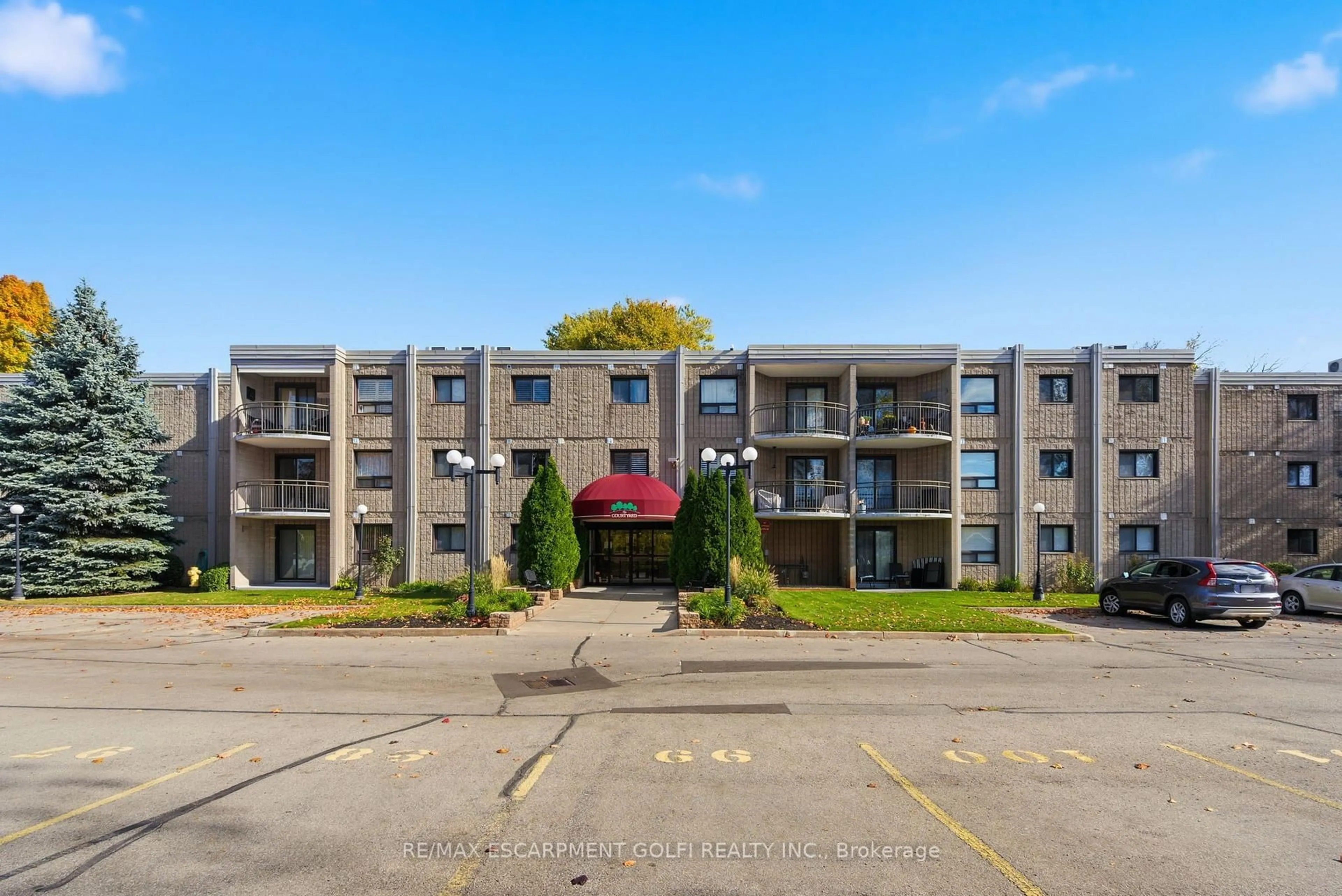 Unknown for 4658 Drummond Rd #307, Niagara Falls Ontario L2E 7E1