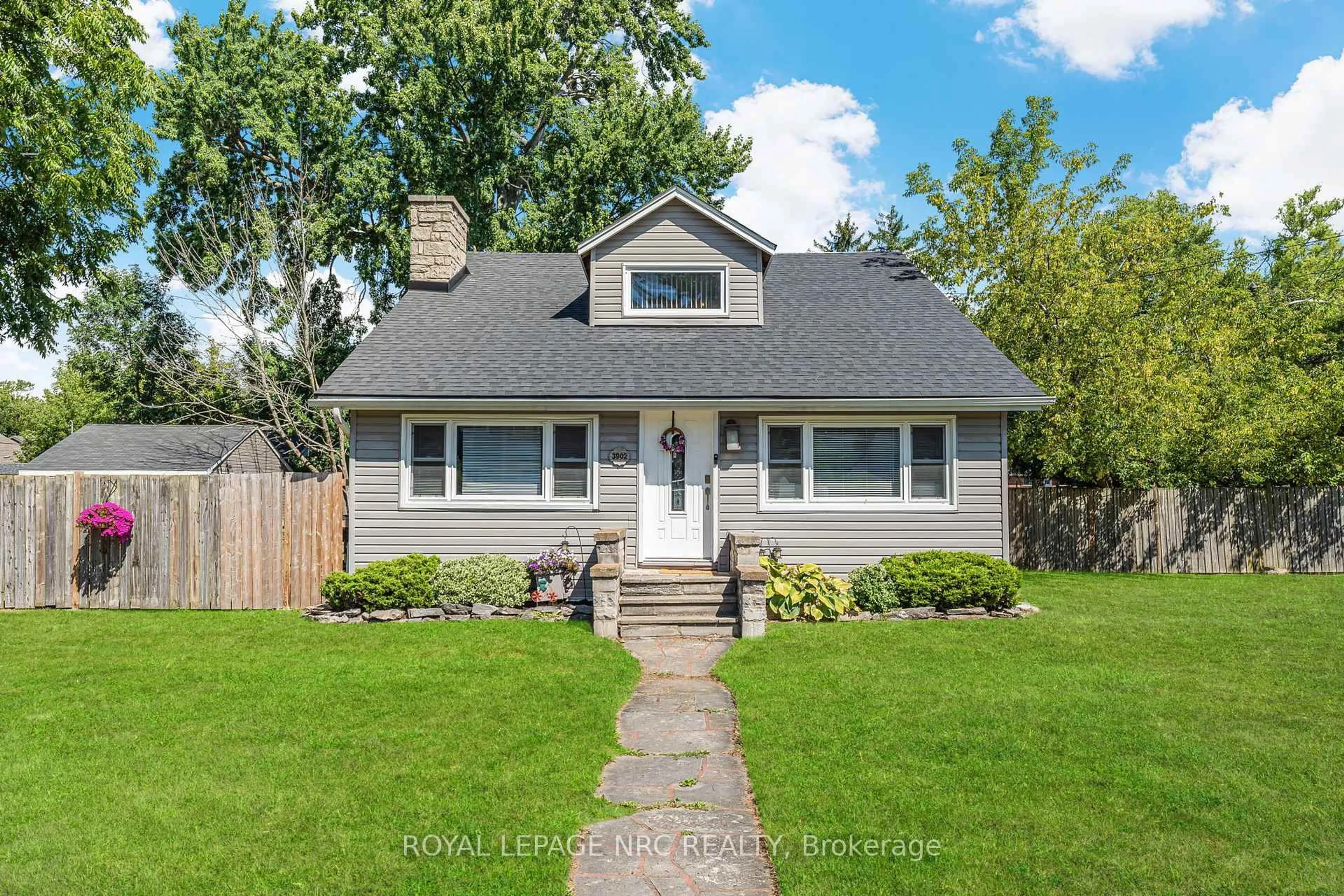 Home with vinyl exterior material, street for 3902 Rebstock Rd, Fort Erie Ontario L0S 1B0