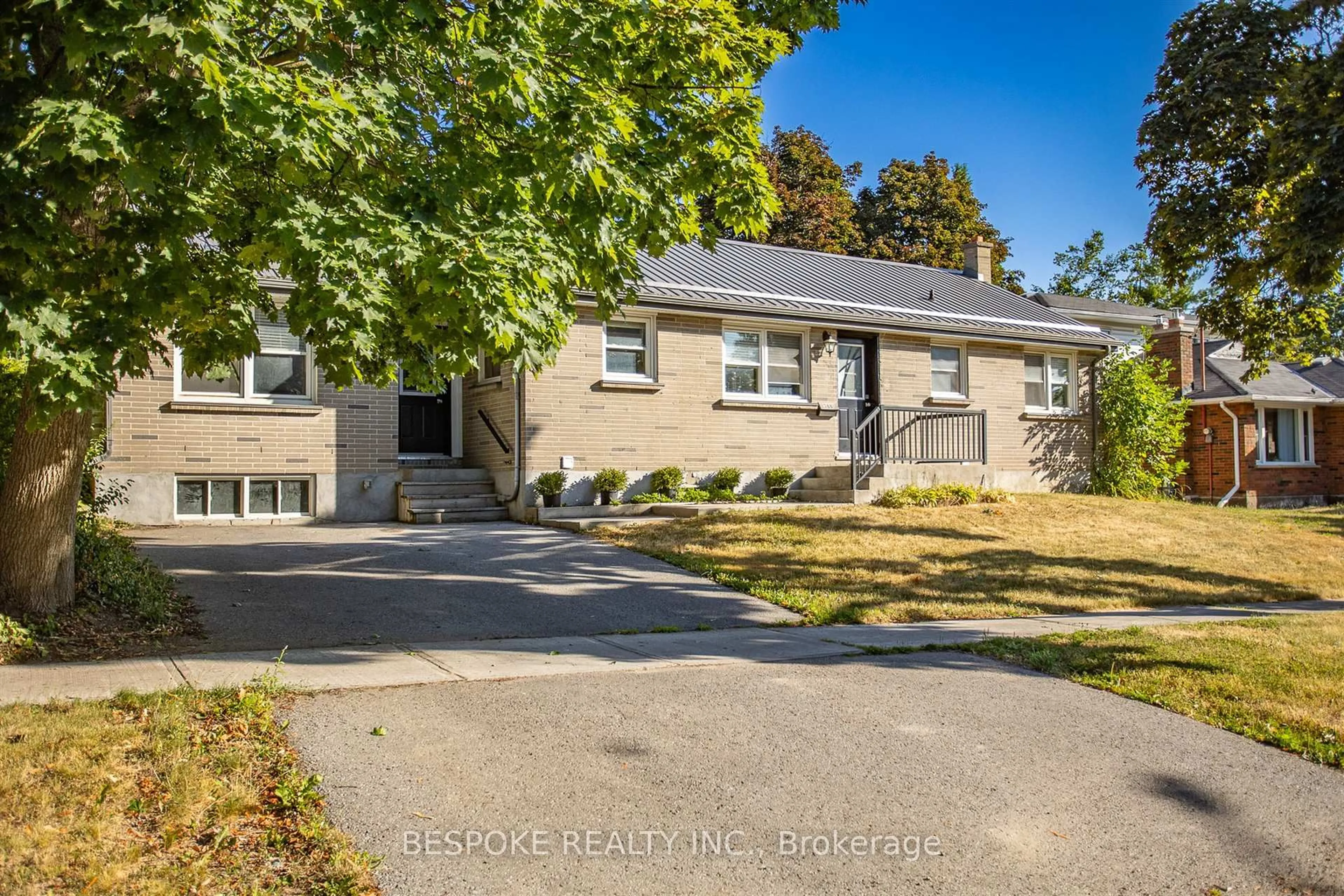 Unknown for 388 Aberdeen Ave, Peterborough Ontario K9H 4X6