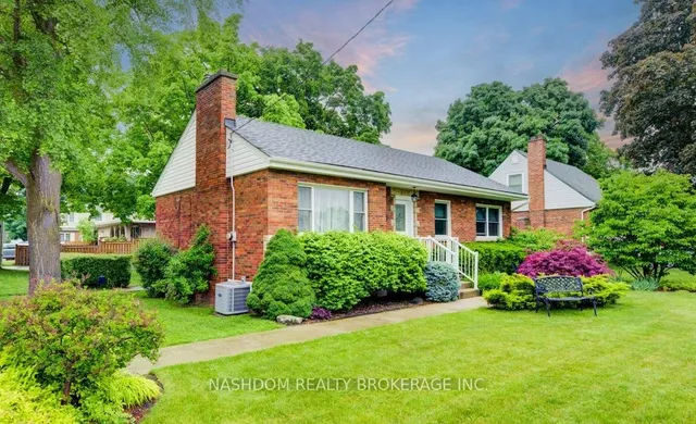 1 Bryant Crt, Hamilton 4