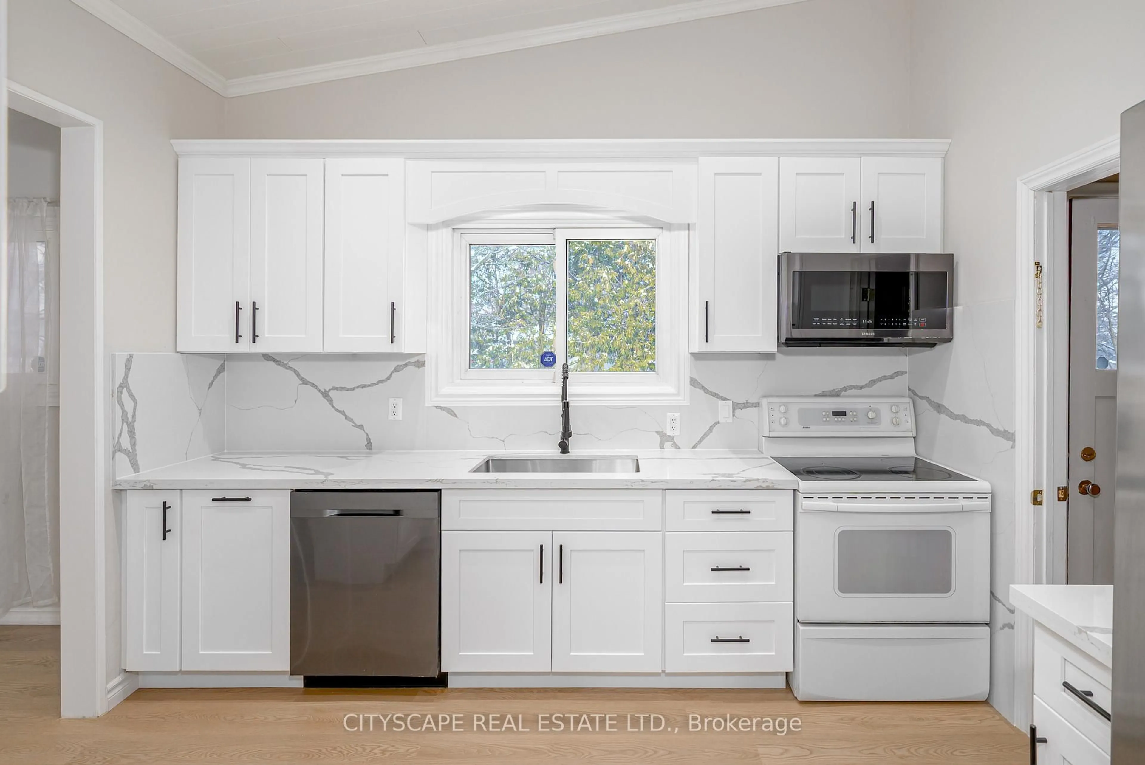 Contemporary kitchen, ceramic/tile floor for 32 Edgeview Dr, Quinte West Ontario K8V 3G4