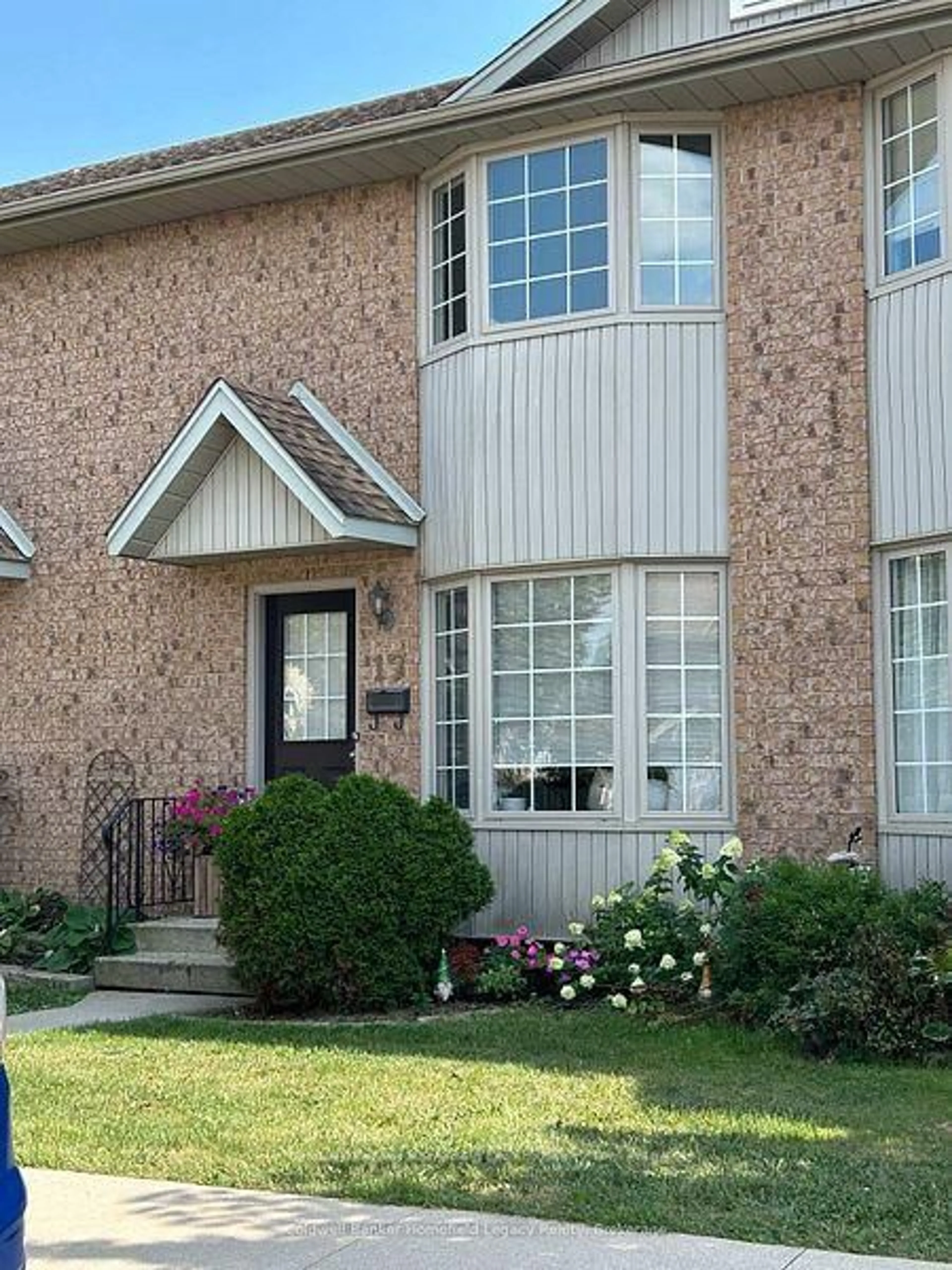 Unknown for 20 Southvale Rd #17, St. Marys Ontario N4X 1E9