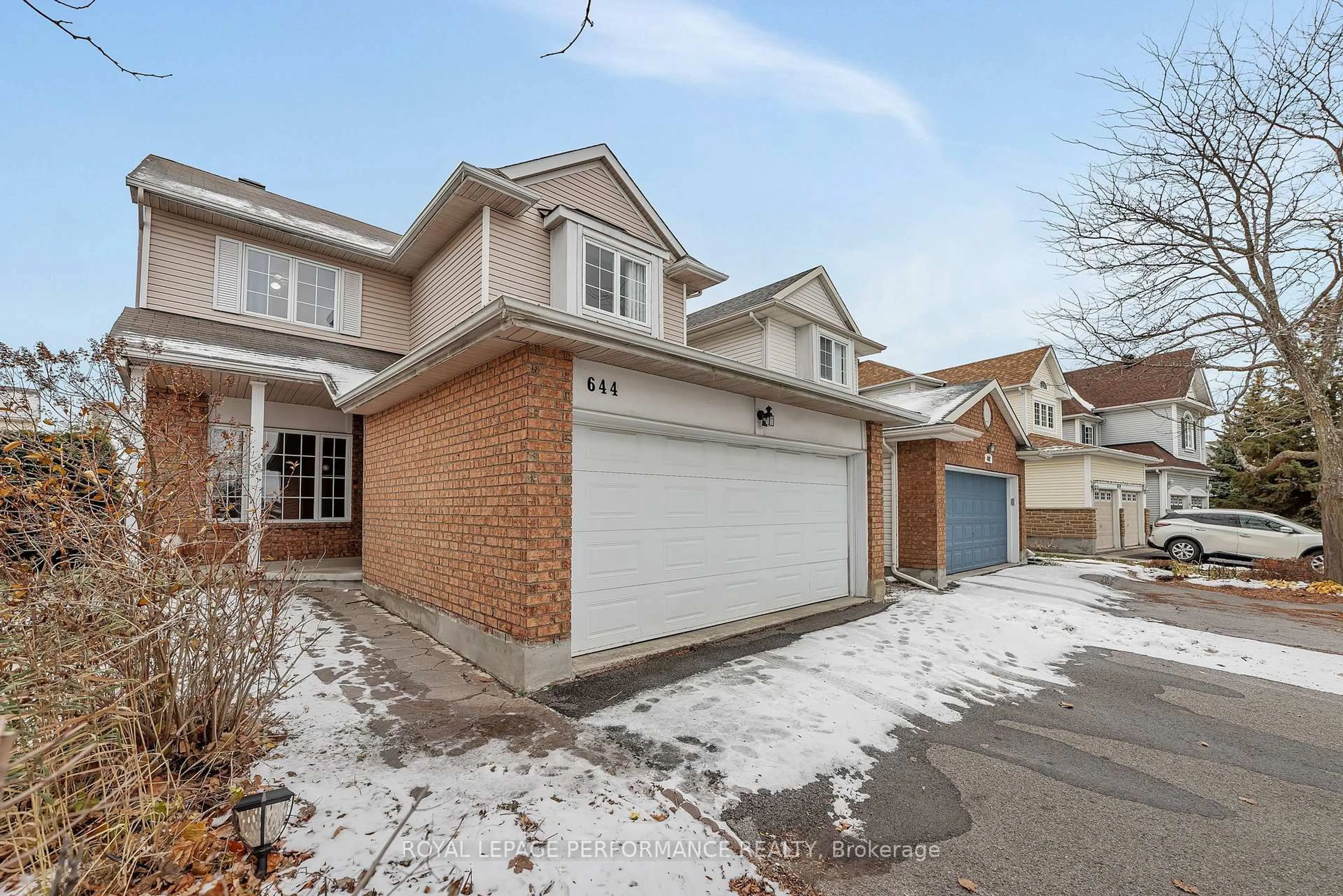 Home with brick exterior material, street for 644 Valin St, Ottawa Ontario K4A 3S9