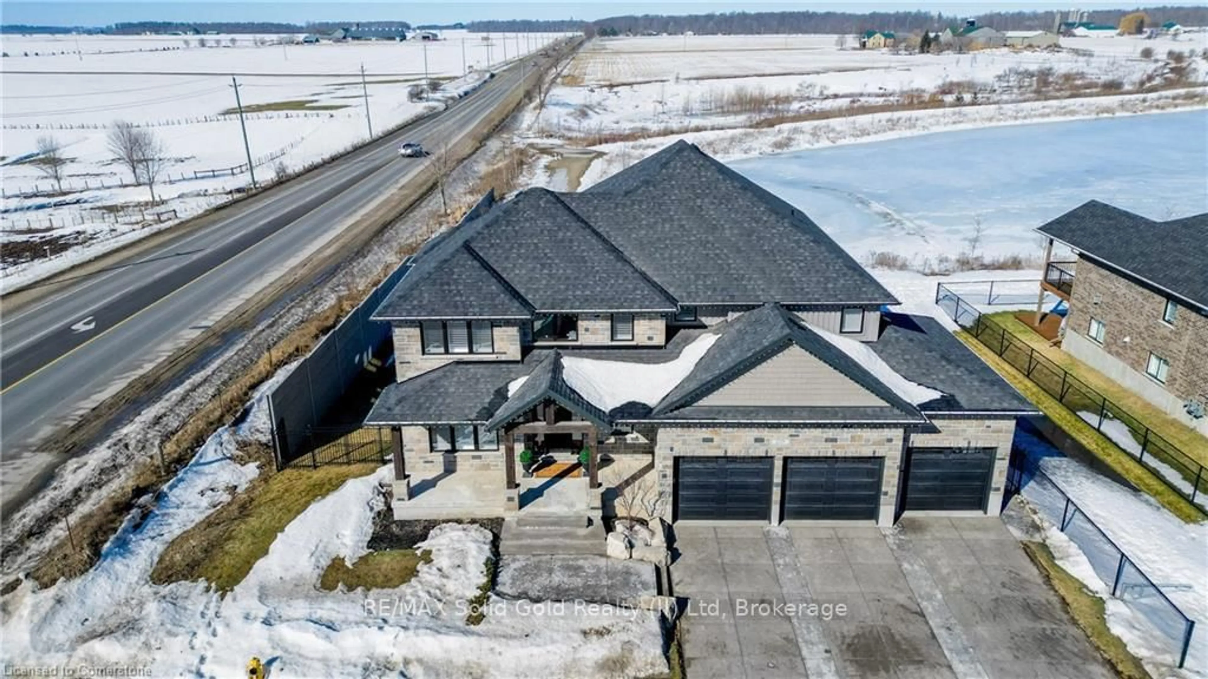 A pic from outside/outdoor area/front of a property/back of a property/a pic from drone, building for 259 Timber Trail Rd, Woolwich Ontario N3B 0E4