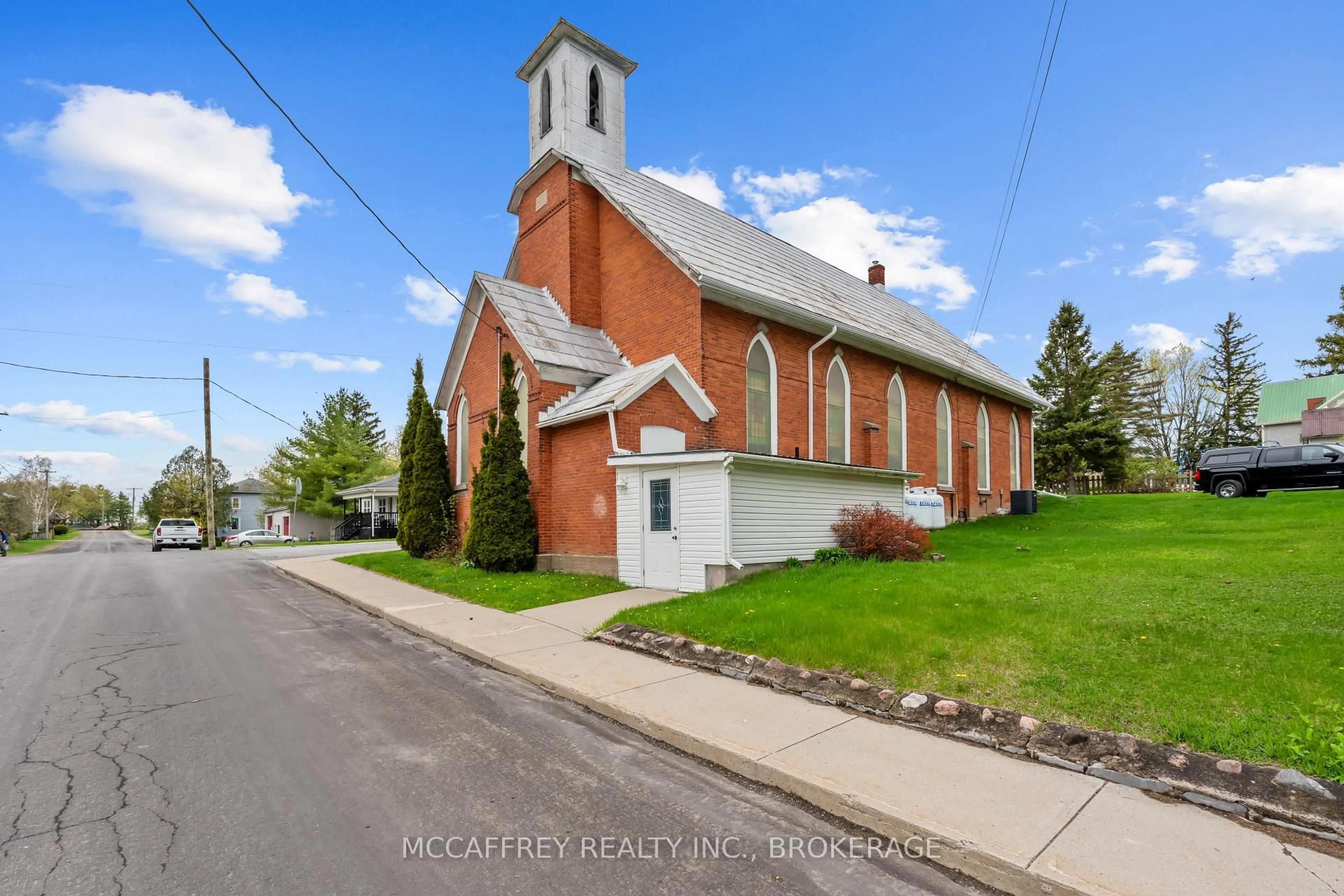 Unknown for 4 Neely St, Tamworth Ontario K0K 3G0