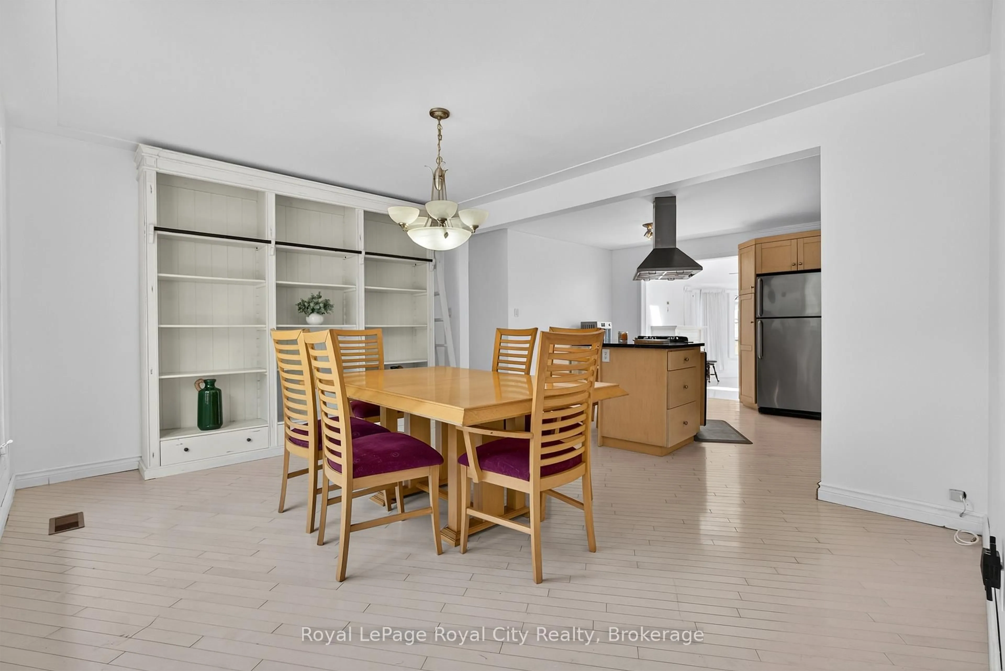 Dining room, unknown for 68 Sunset Blvd, Cambridge Ontario N1S 1A7