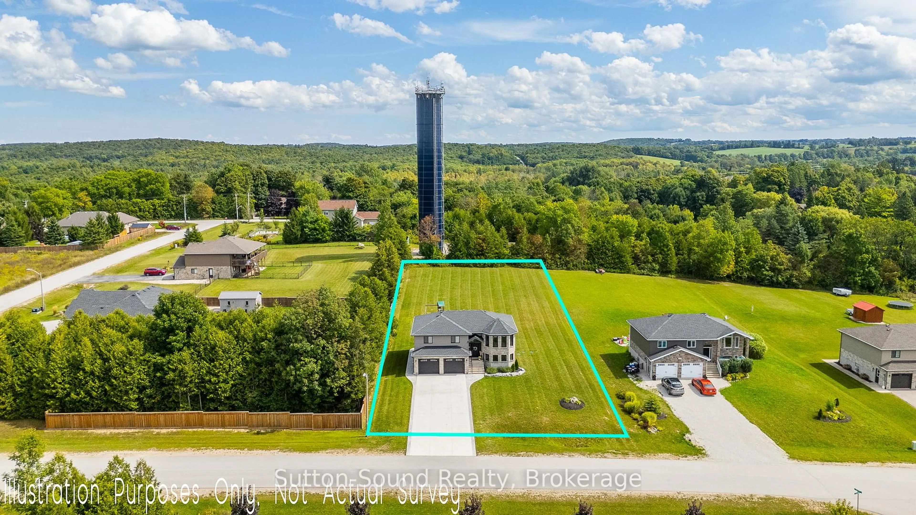 A pic from outside/outdoor area/front of a property/back of a property/a pic from drone, building for 111 Donway Dr, Chatsworth Ontario N0H 1G0