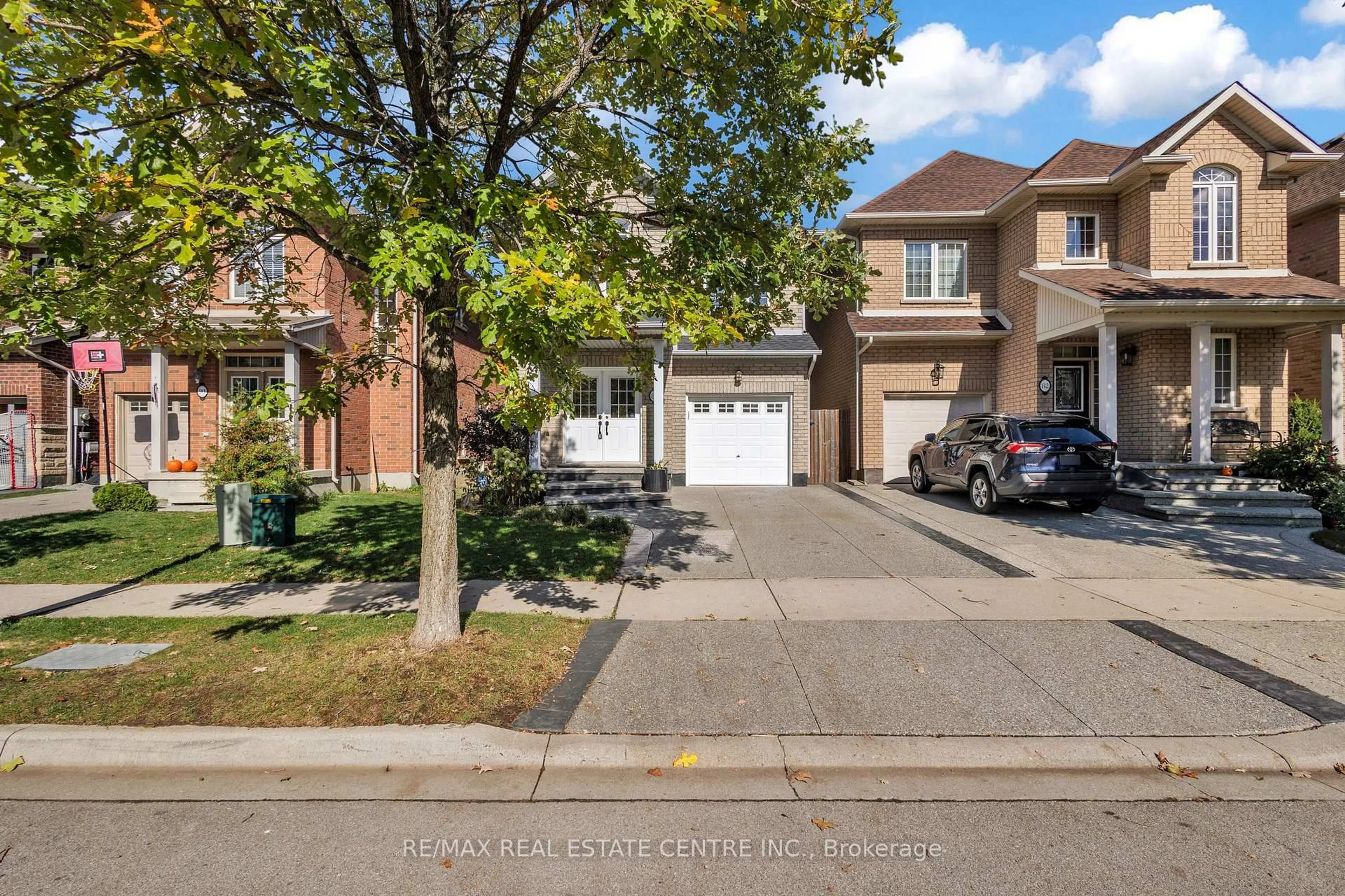 Home with brick exterior material, street for 86 Glendarling Cres, Hamilton Ontario L8E 0B1
