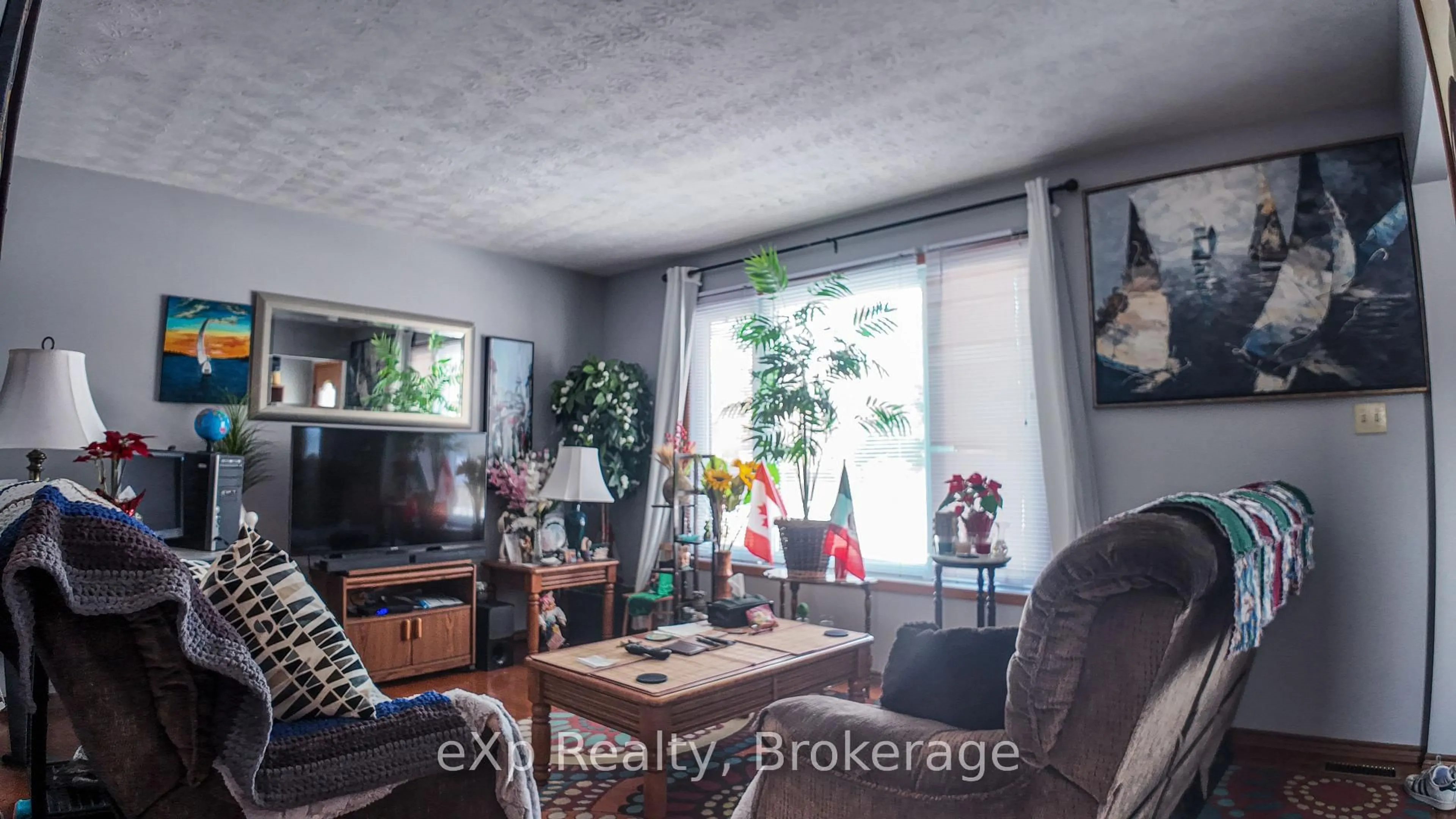 A pic of a room for 1082 West St, Kincardine Ontario N2Z 1C5