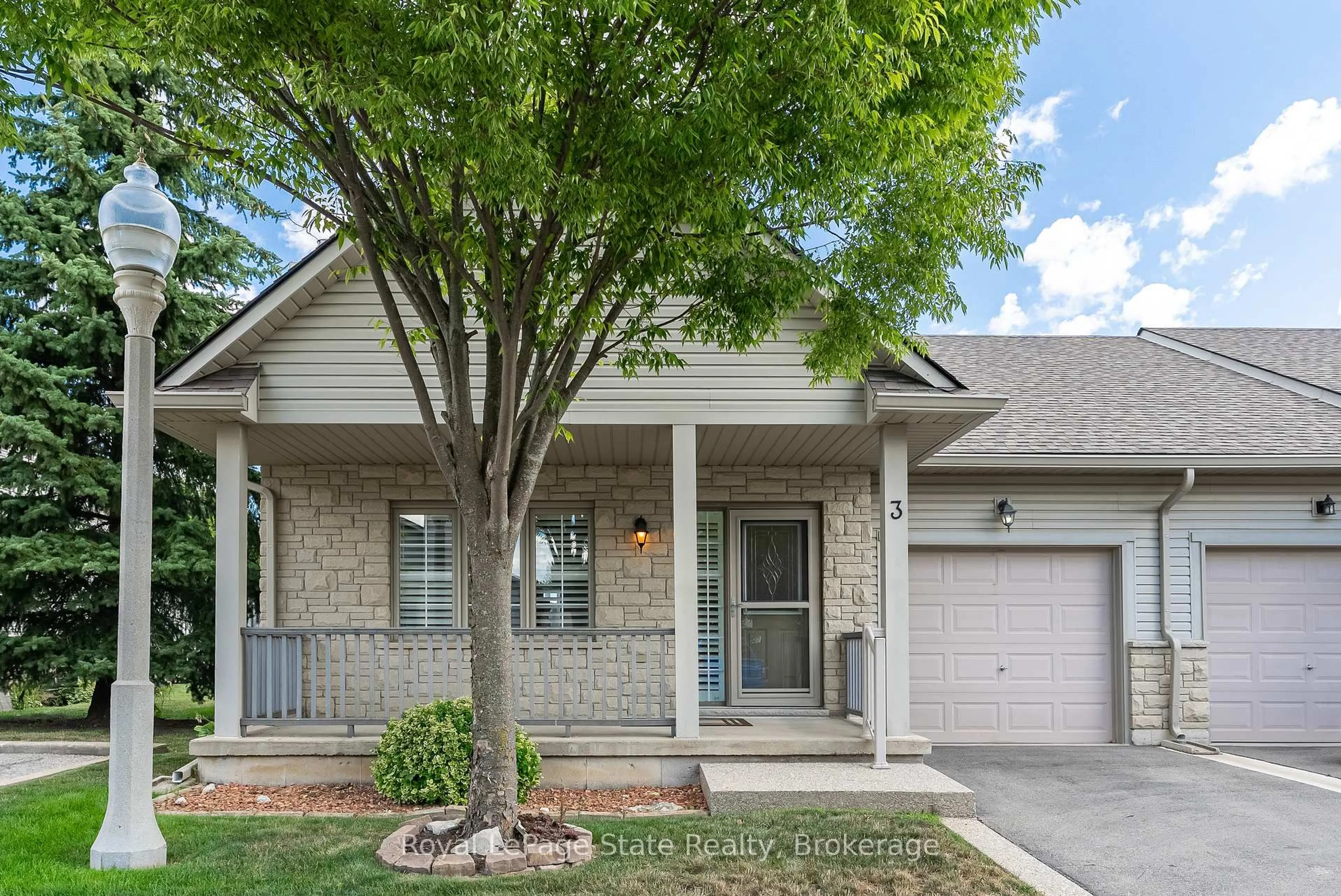 Home with brick exterior material, street for 34 Southbrook Dr #3, Hamilton Ontario L0R 2C0