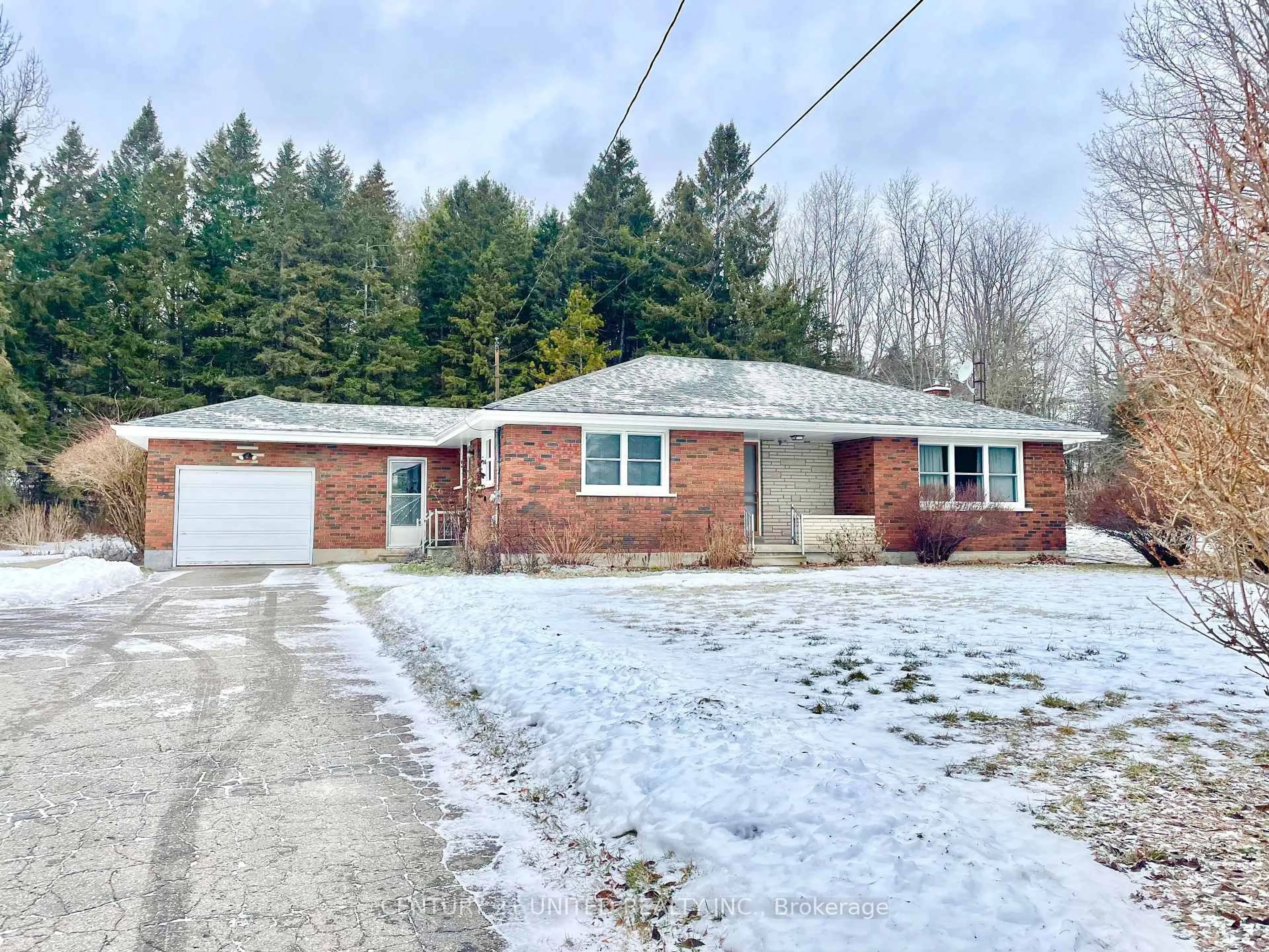 A pic from outside/outdoor area/front of a property/back of a property/a pic from drone, street for 4754 County 45 Rd, Hamilton Township Ontario K9A 4J9