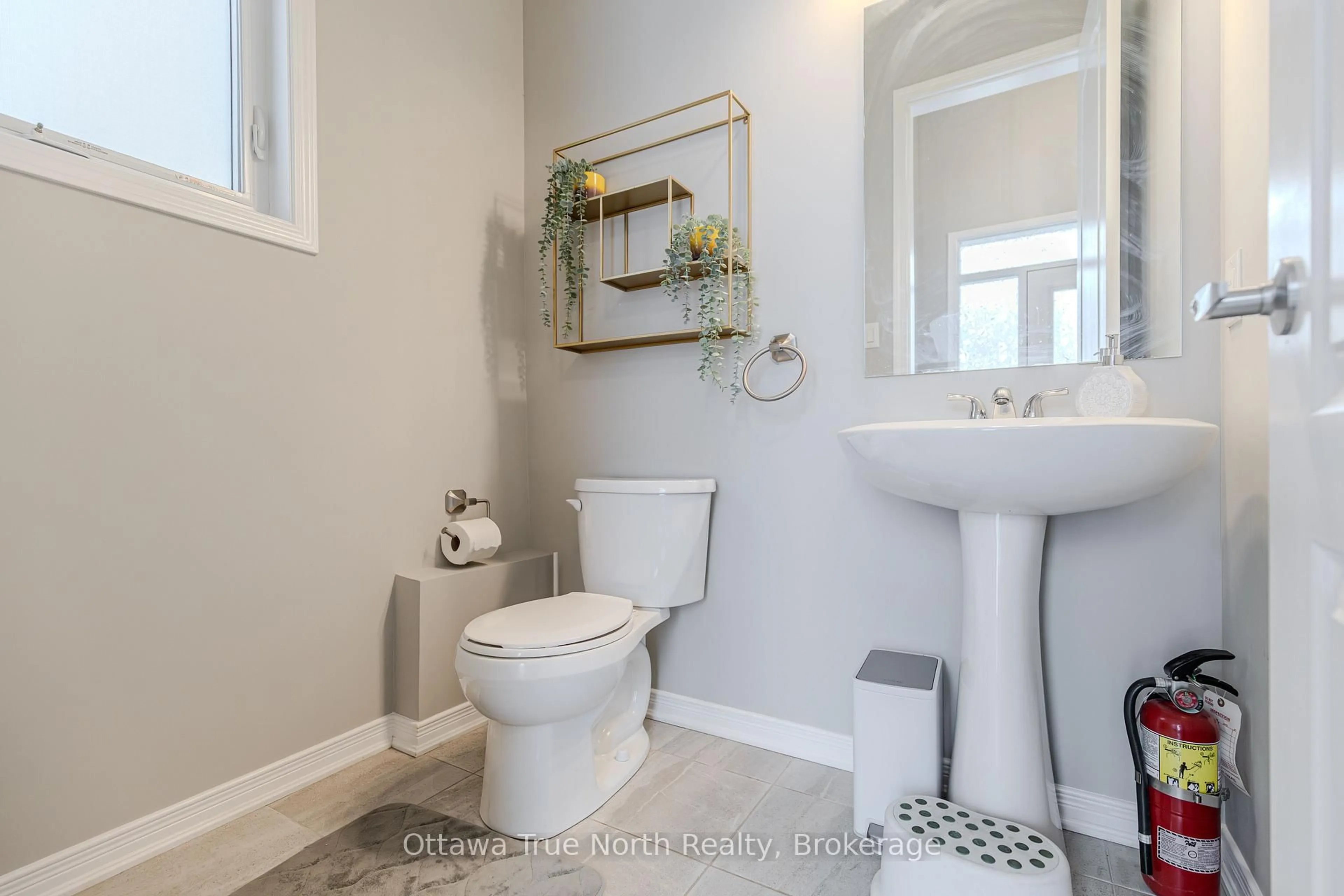 Standard bathroom, ceramic/tile floor for 221 Don Brown Private, Ottawa Ontario K2M 0A8