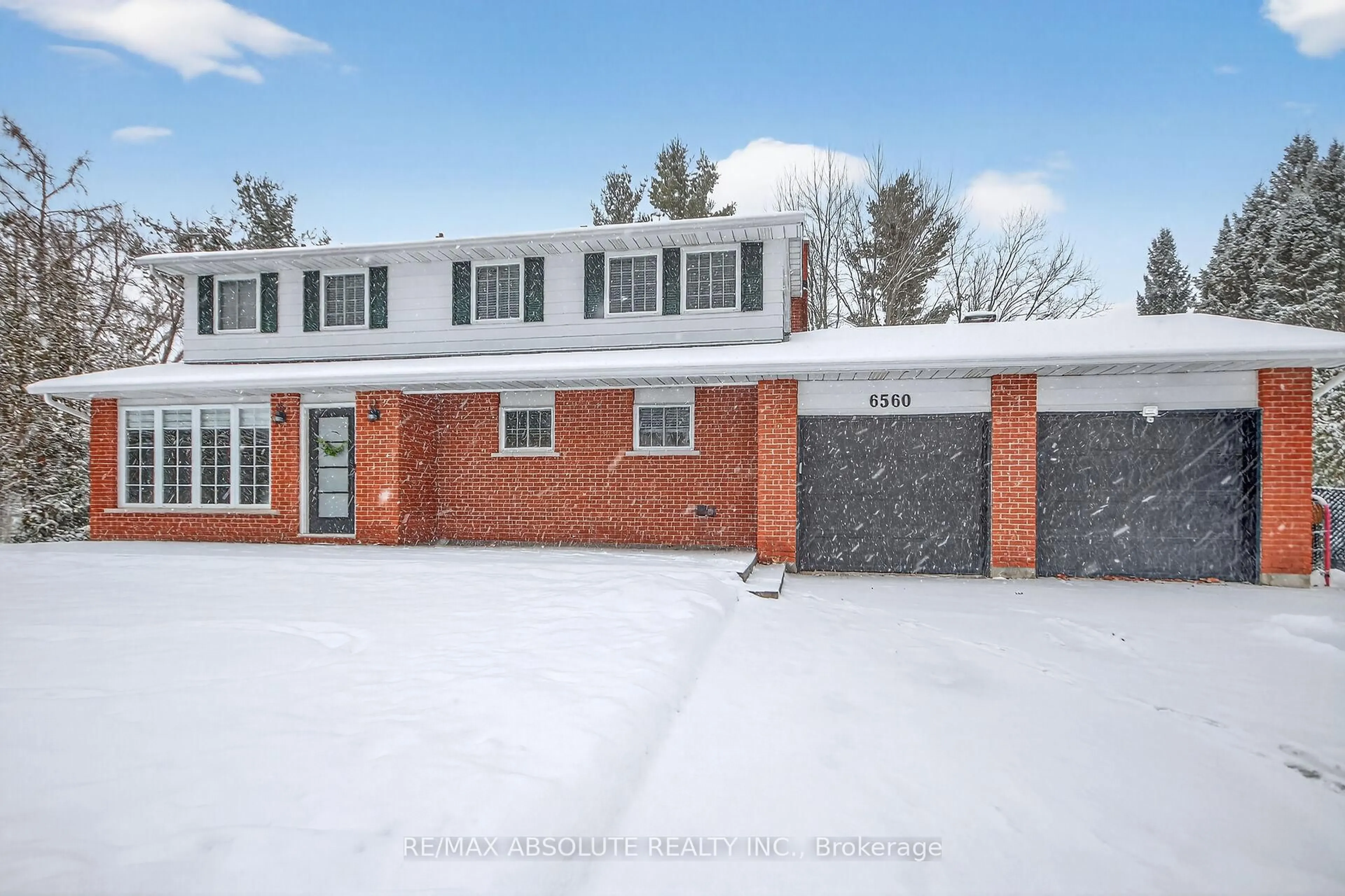 Unknown for 6560 Michelangelo Crt, North Gower Ontario K0A 2T0