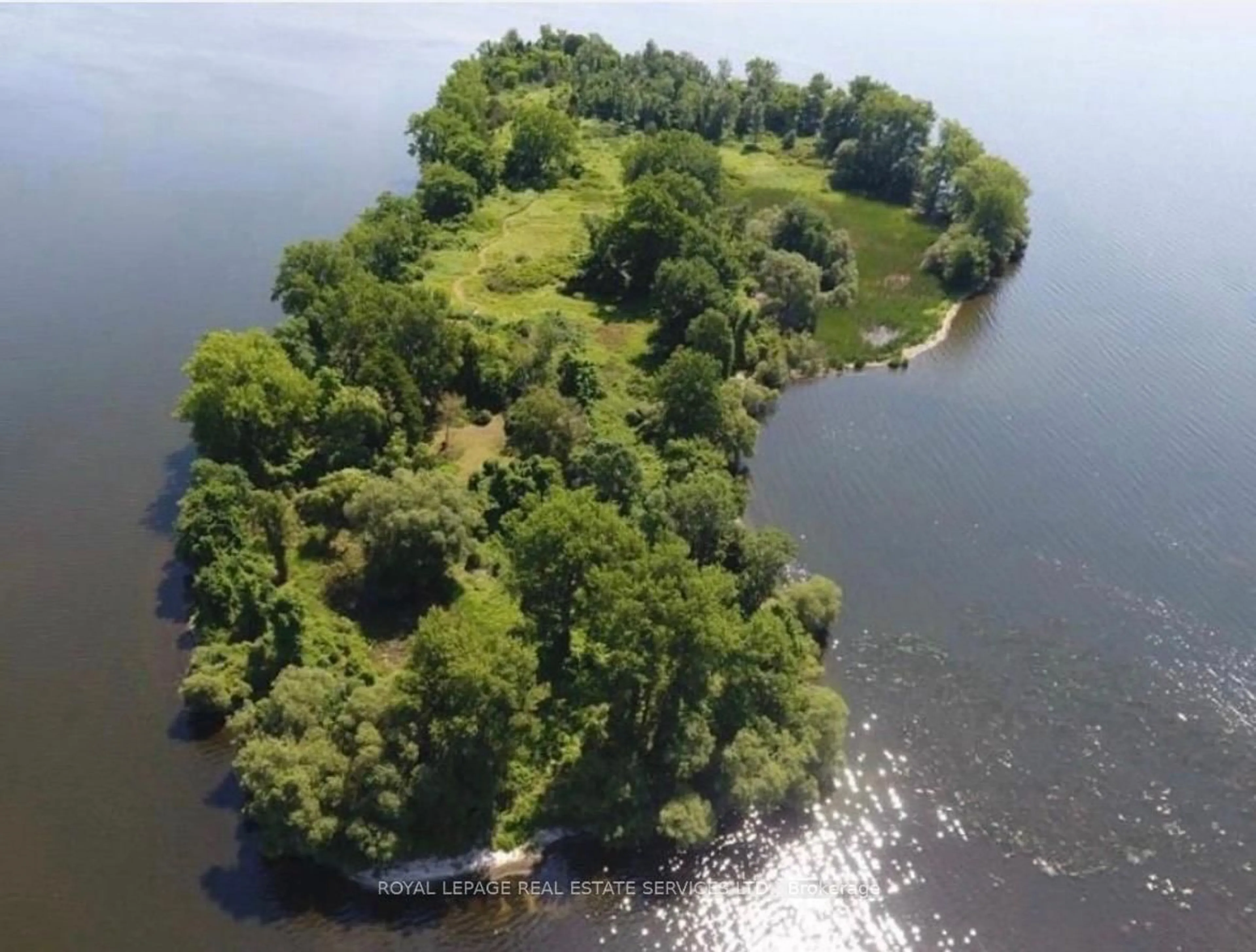 A pic from outside/outdoor area/front of a property/back of a property/a pic from drone, water/lake/river/ocean view for 2 Grape Island, Prince Edward County Ontario K0K 2T0