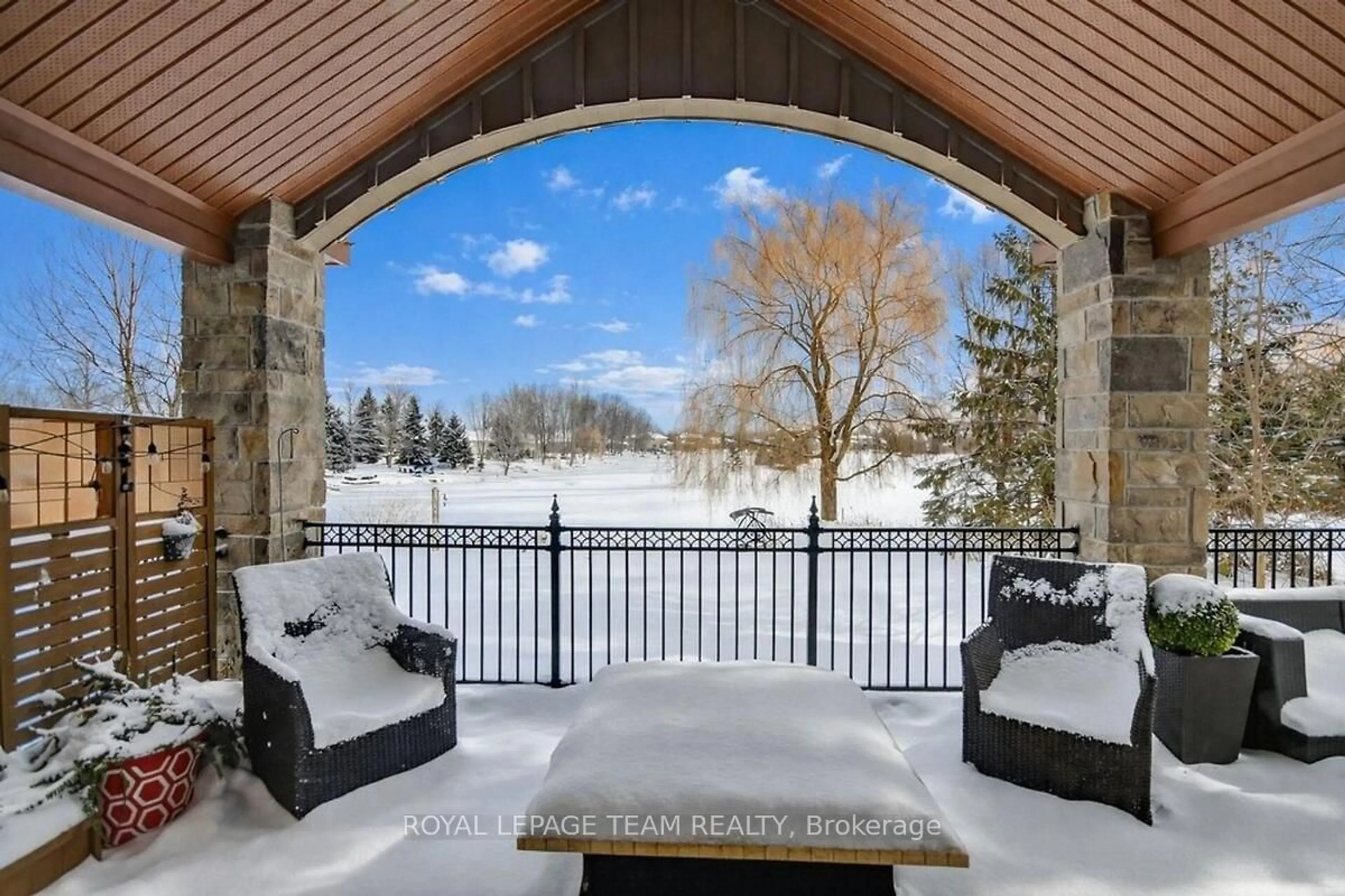 Patio, water/lake/river/ocean view for 1269 South Beach Blvd, Greely Ontario K4P 0A5