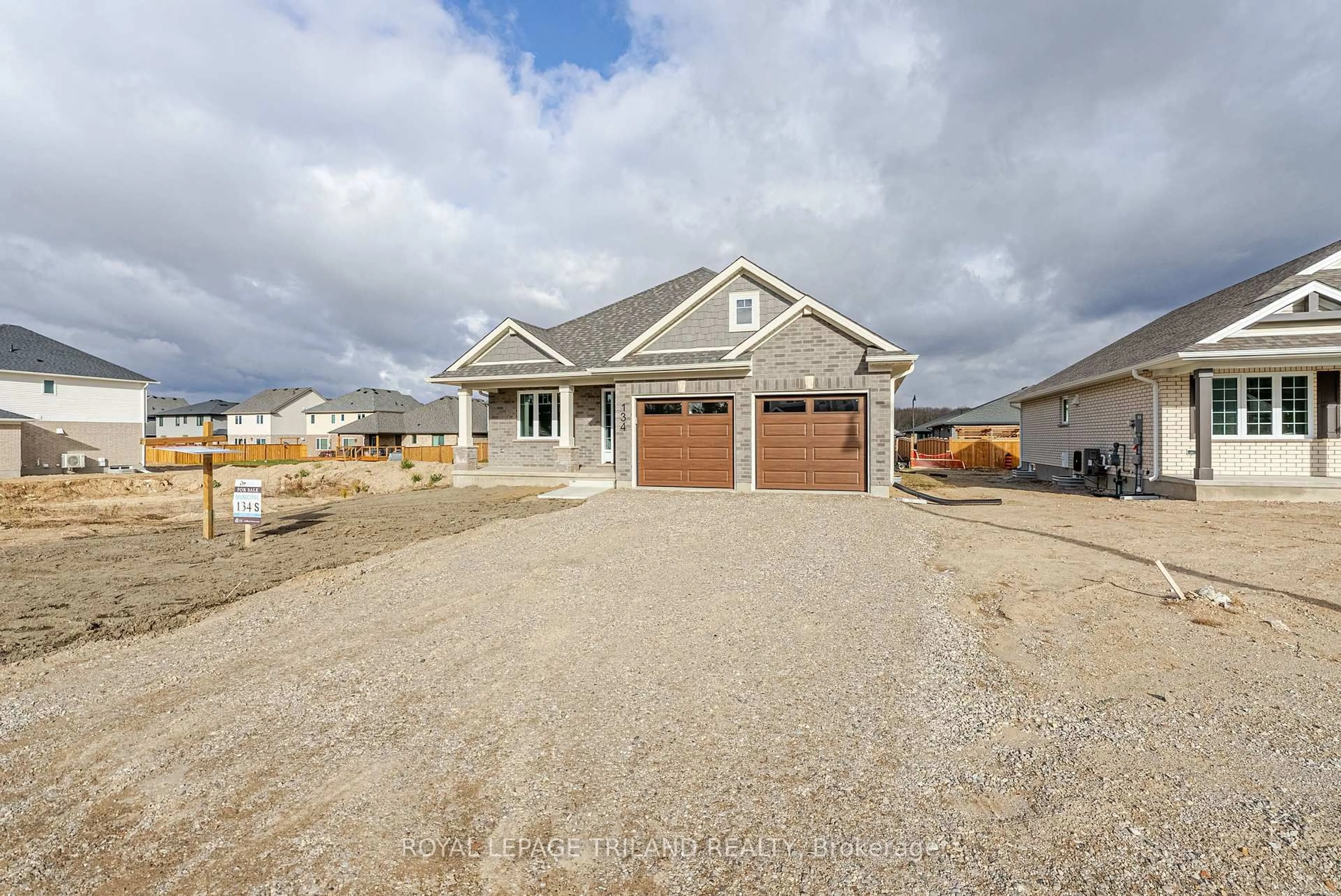 Unknown for 134 Styles Dr, St. Thomas Ontario N5R 0R1