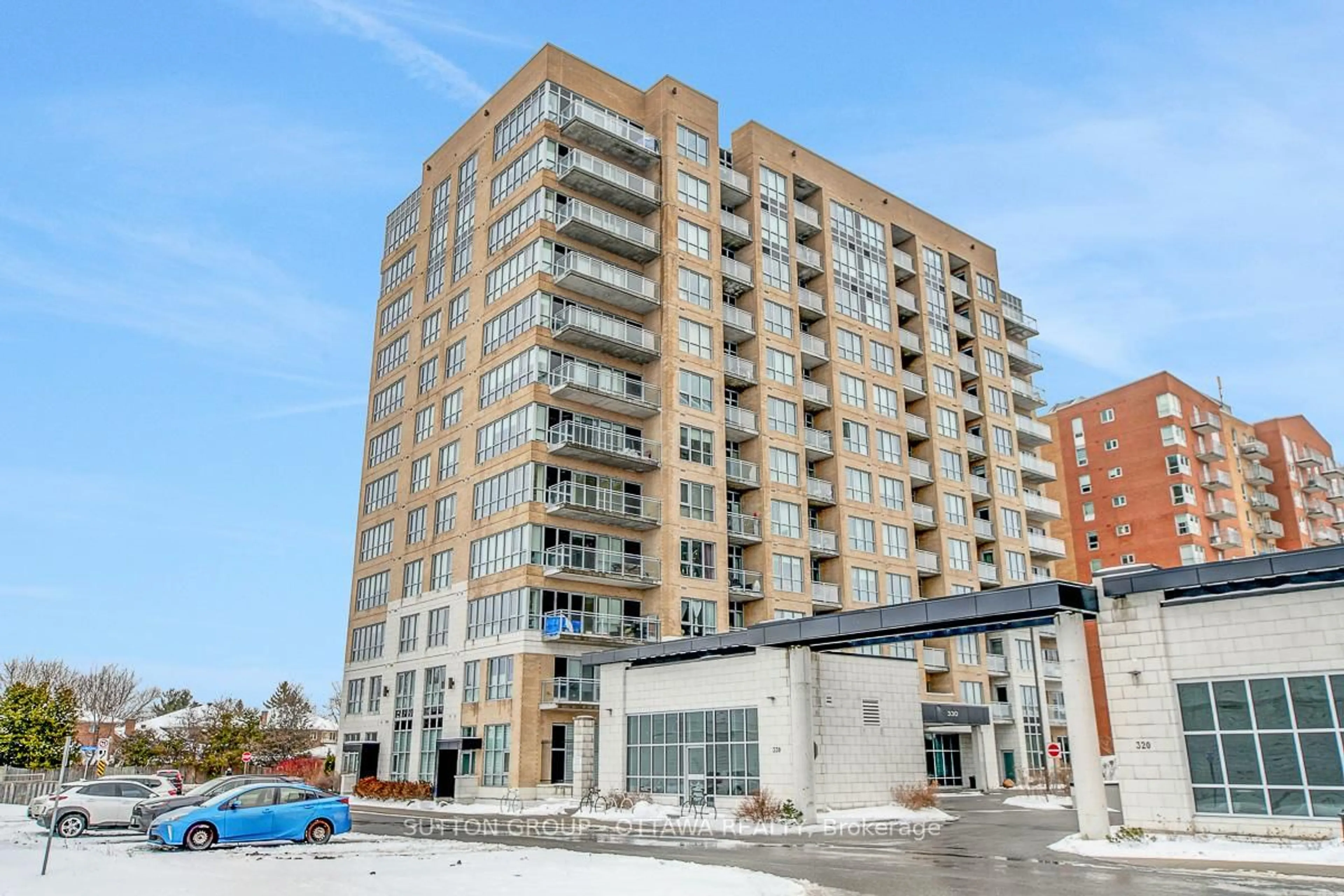 Unknown for 330 Titan Private #903, Ottawa Ontario K2G 1G3