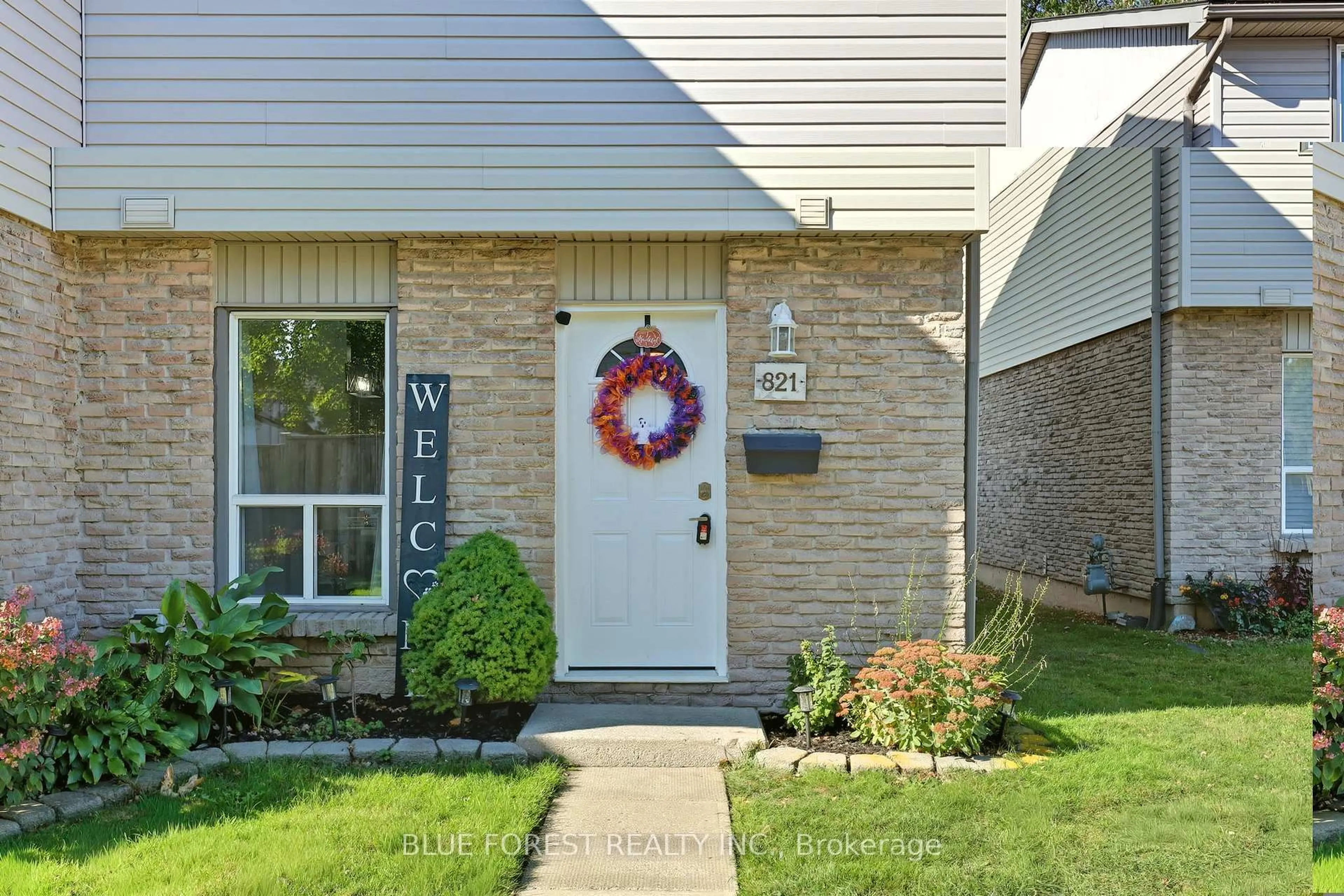 Indoor entryway for 821 Southdale Rd #16, London South Ontario N6E 1V7