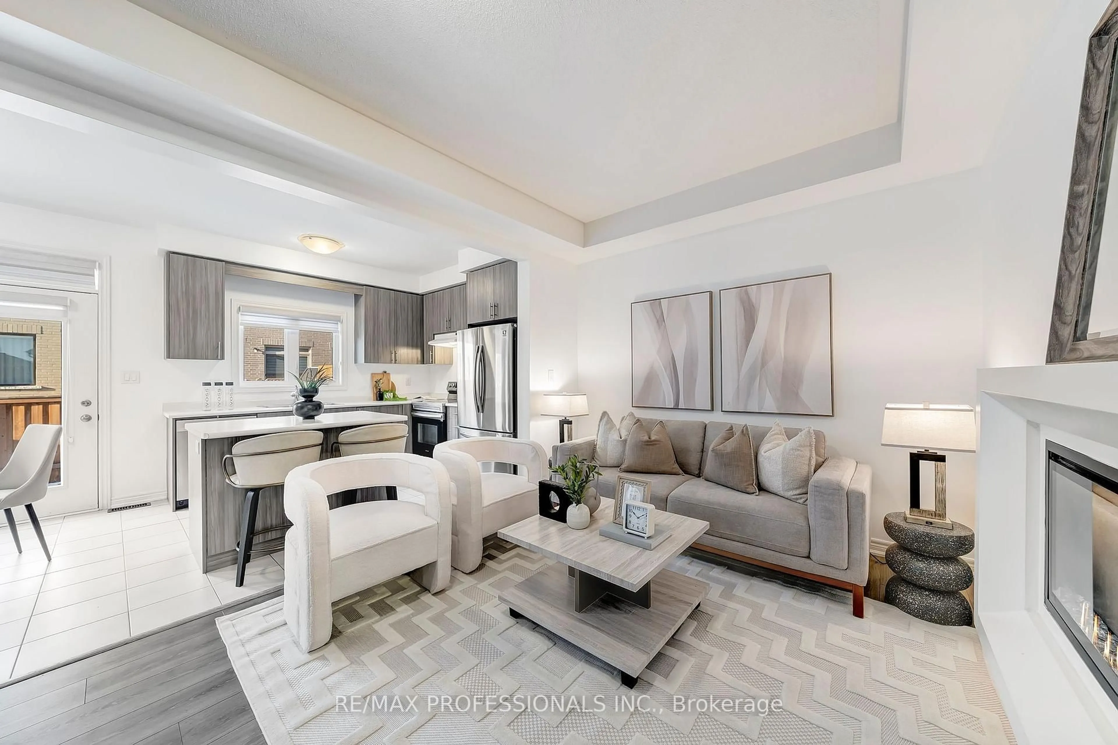 Living room with furniture, unknown for 7 Westfield Cres, Hamilton Ontario L8B 1Y1