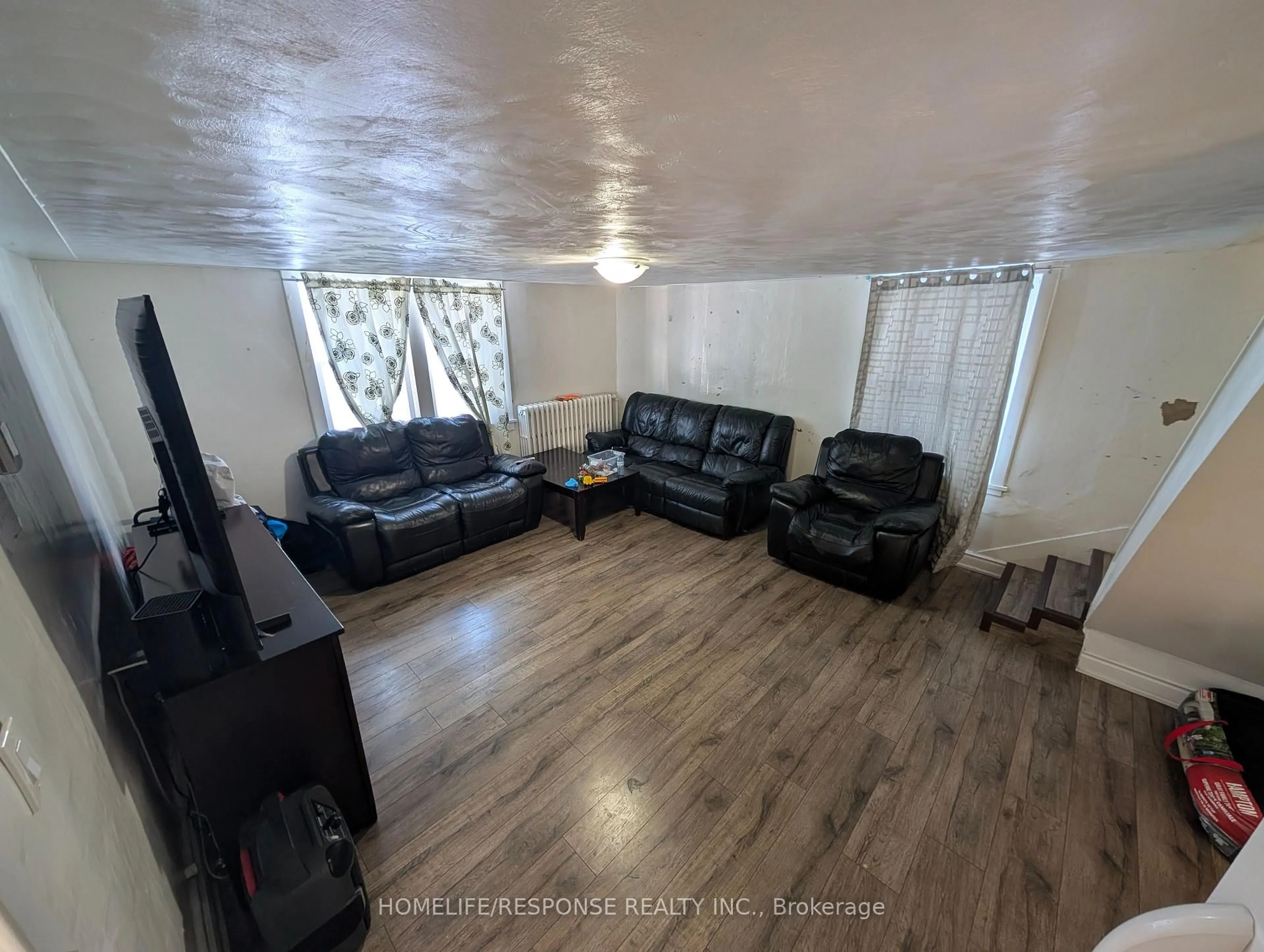 A pic of a room for 1701 KING St, Cambridge Ontario N3H 3R6