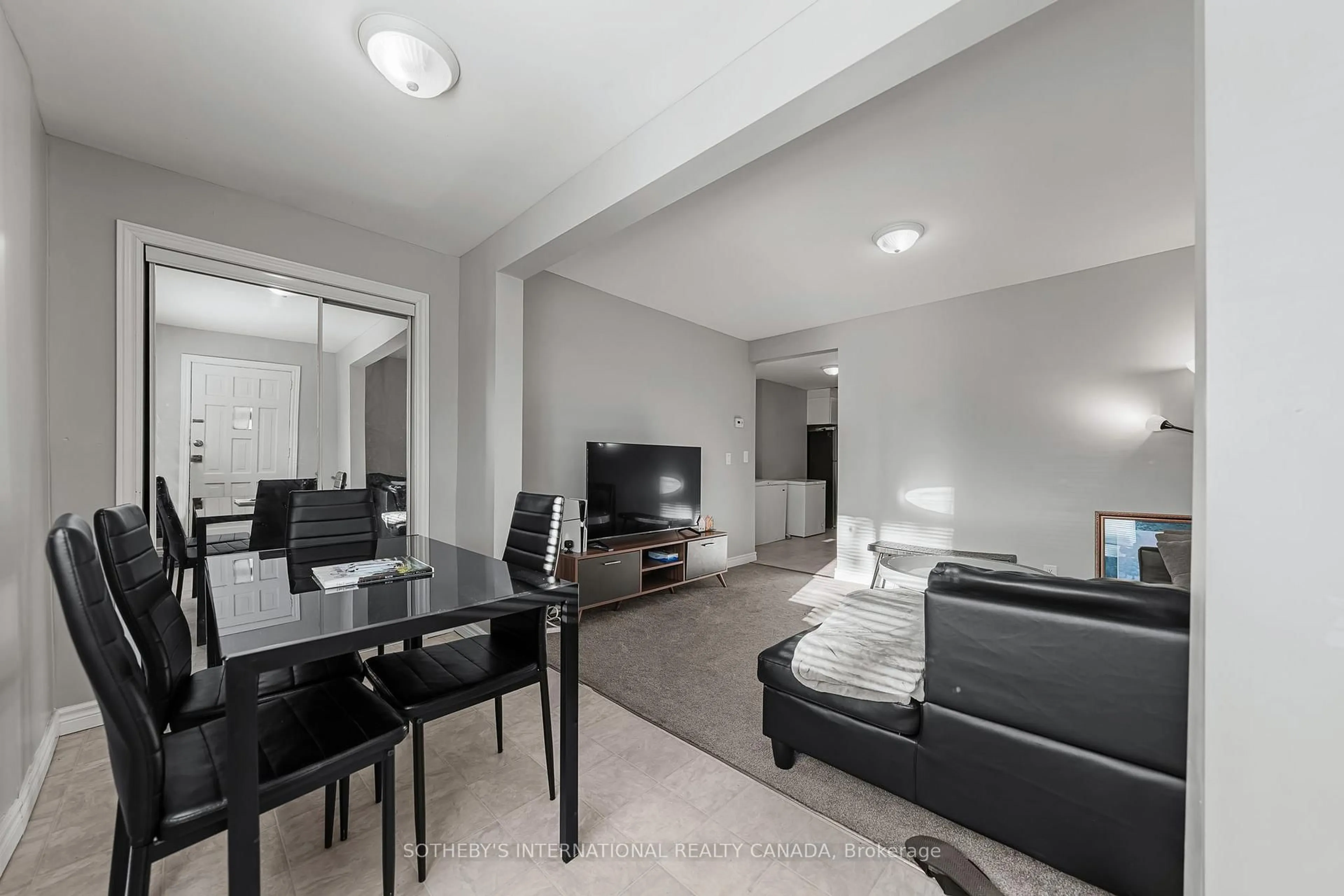 Living room with furniture, unknown for 15 Grantham Ave, Cambridge Ontario N1R 4V3