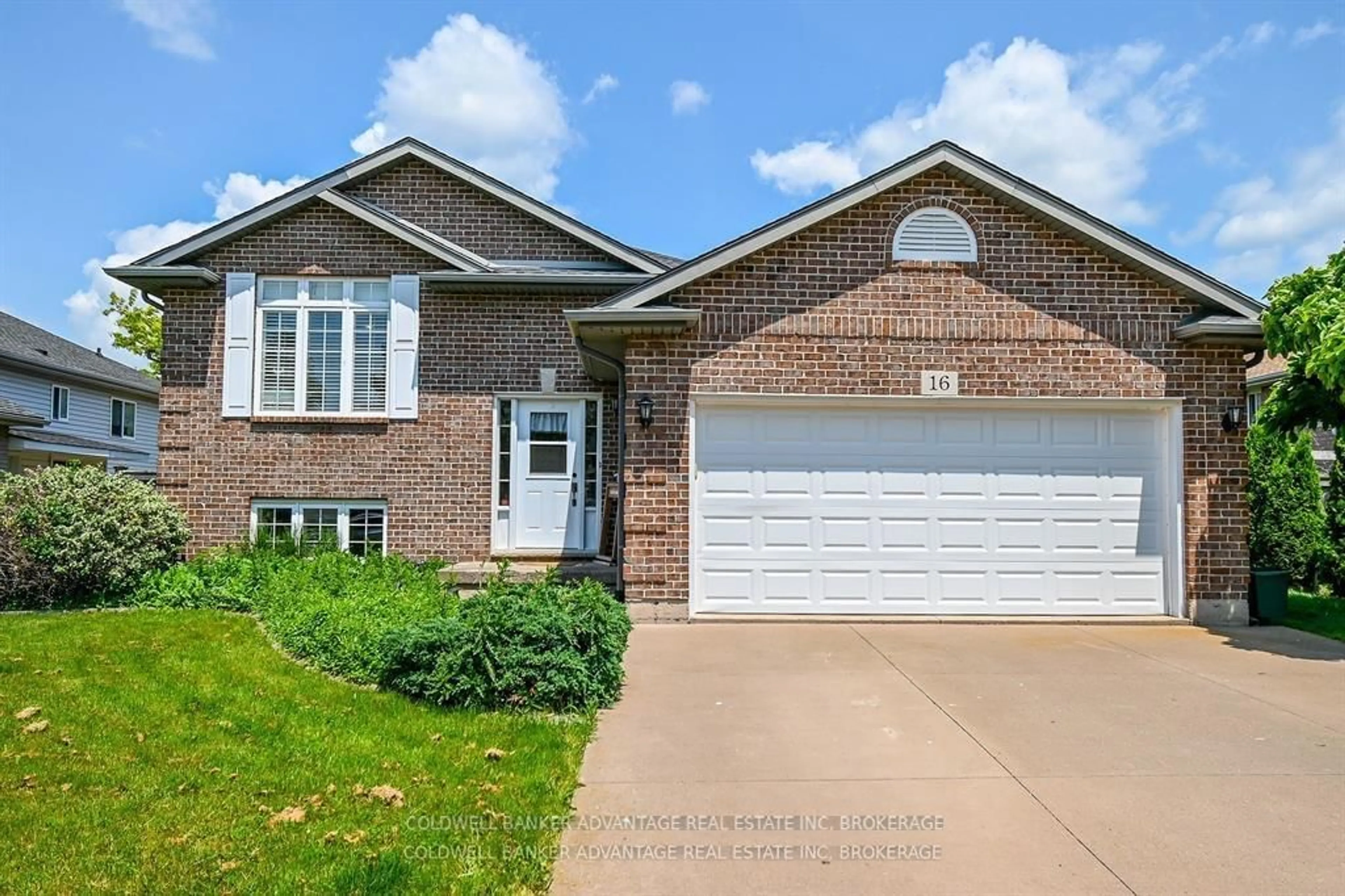 Home with brick exterior material, street for 16 WELLANDVALE Dr, Welland Ontario L3C 7C4
