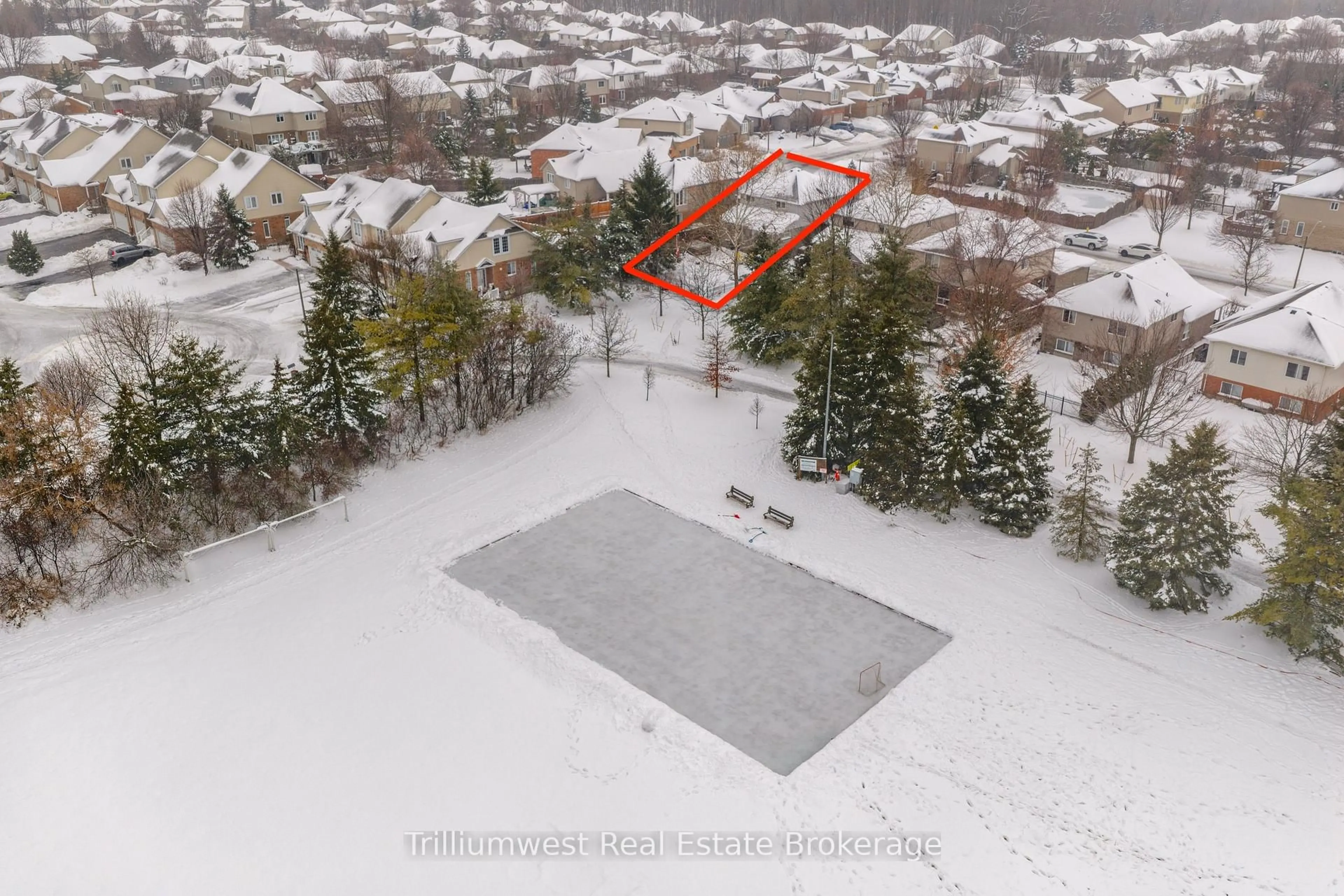 A pic from outside/outdoor area/front of a property/back of a property/a pic from drone, street for 610 Rock Point Cres, Waterloo Ontario N2V 2K3