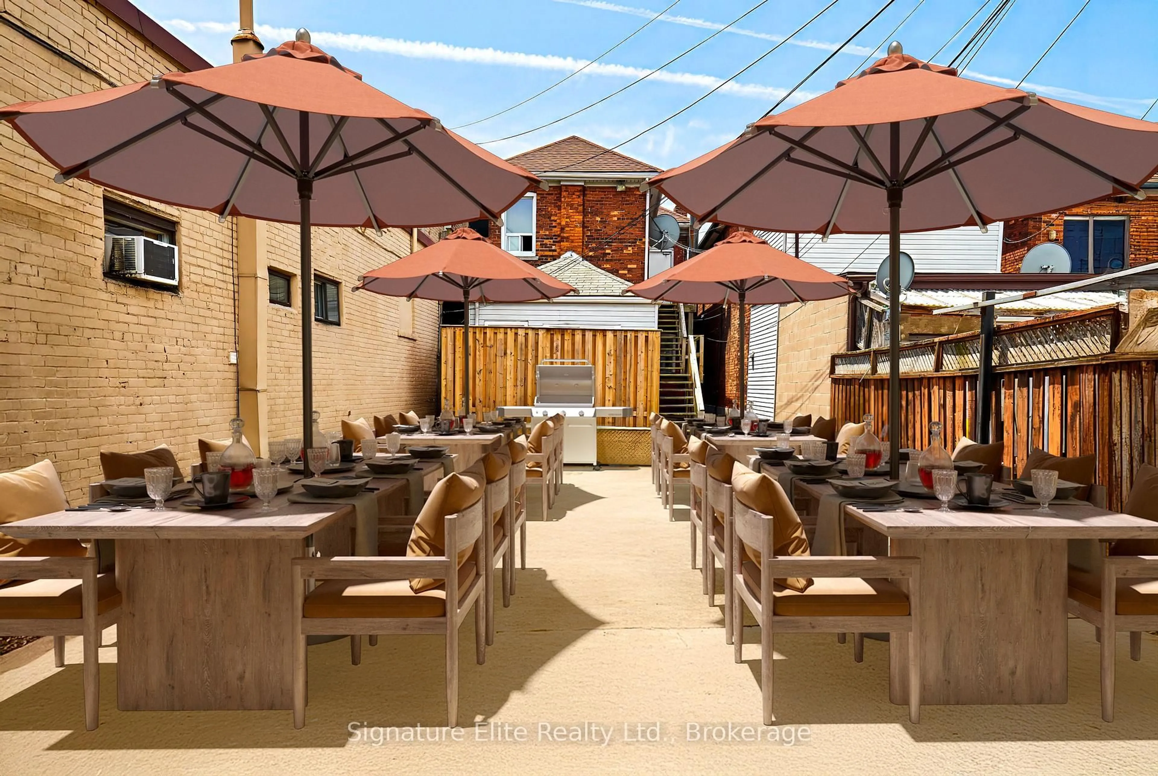 Patio, street for 363 Barton St, Hamilton Ontario L8L 2X8