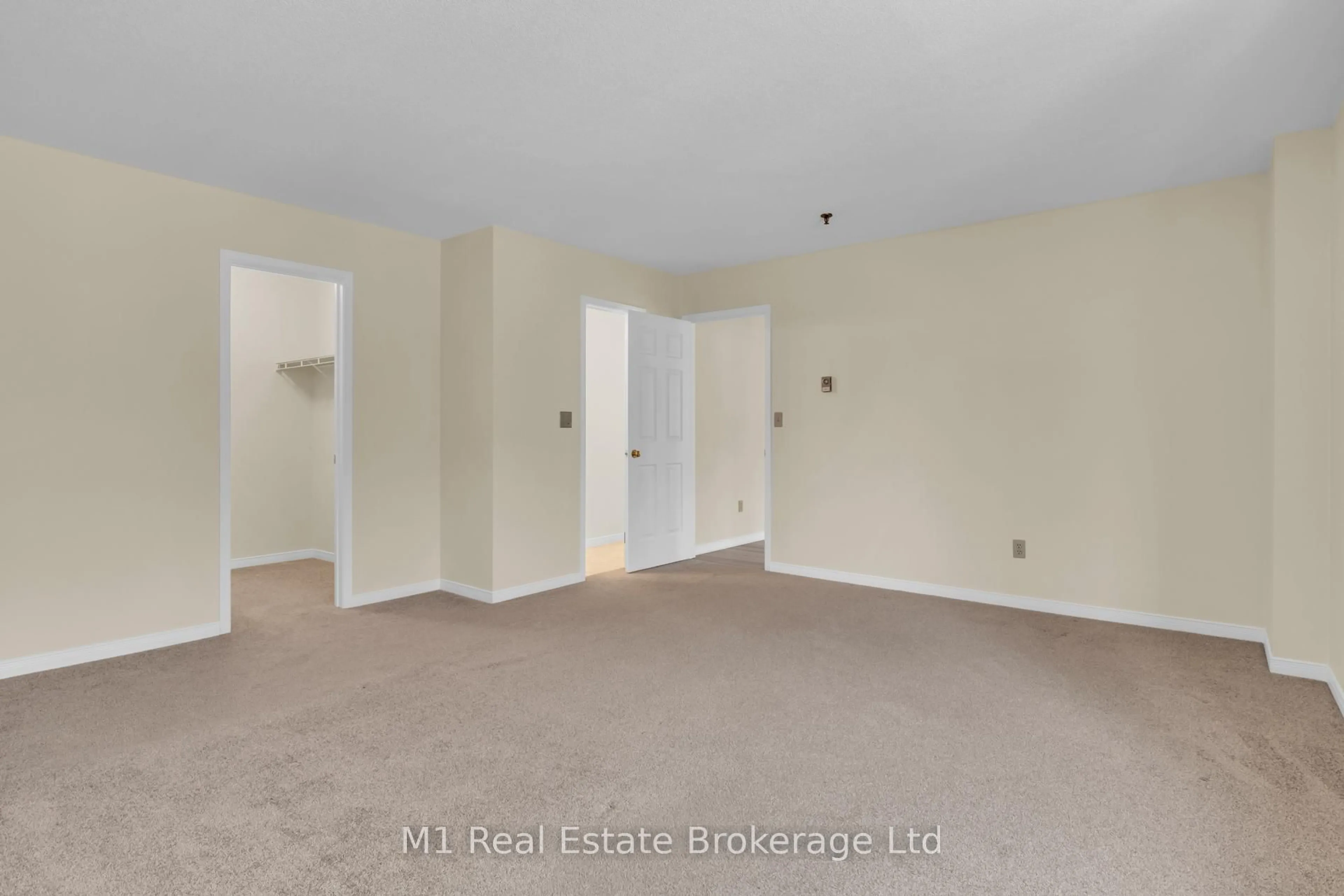 A pic of a room for 1009 Queenston Rd #206, Cambridge Ontario N3H 3P3