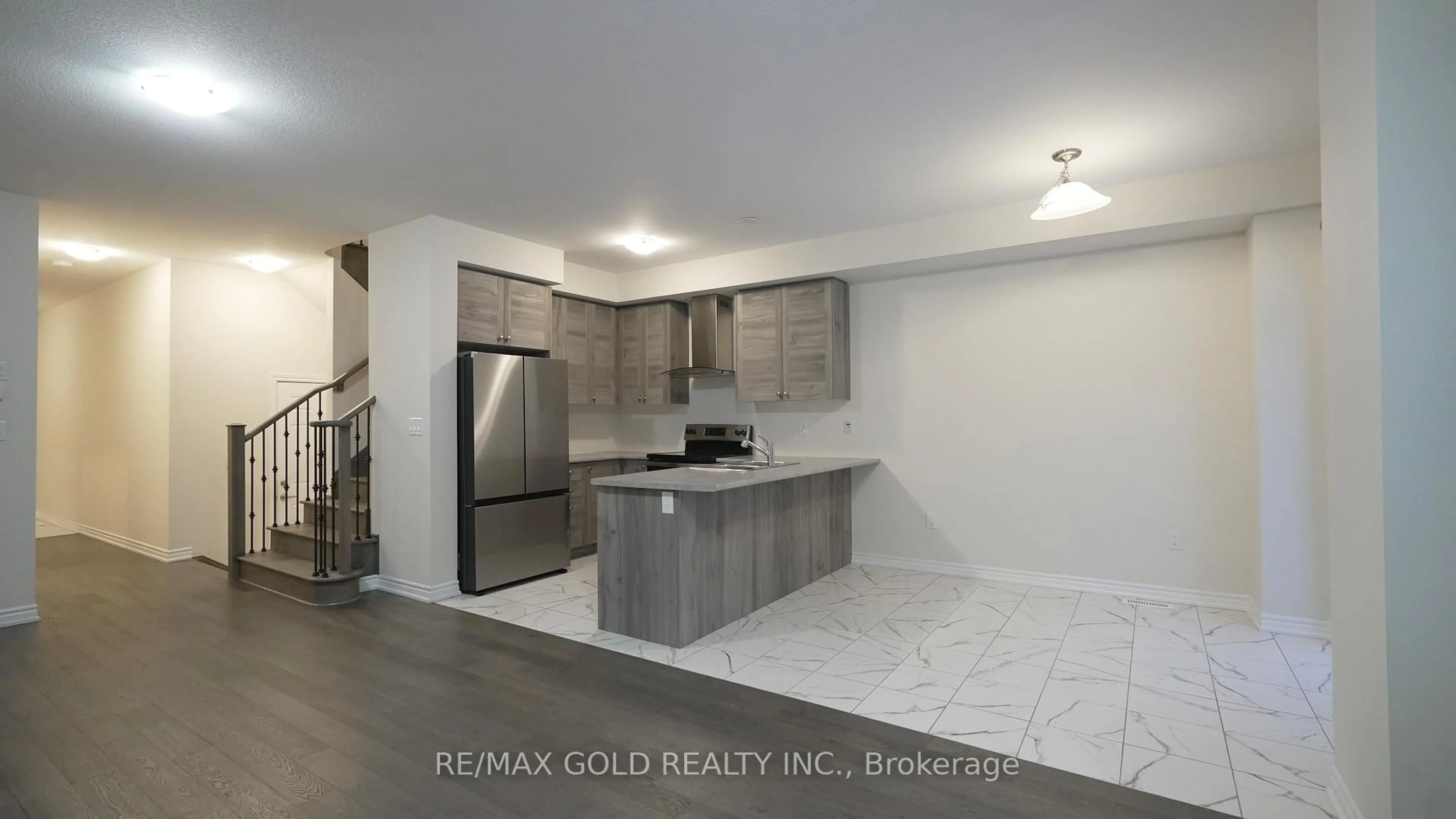 Open concept kitchen, unknown for 50 Ever Sweet Way, Thorold Ontario L2E 6S4