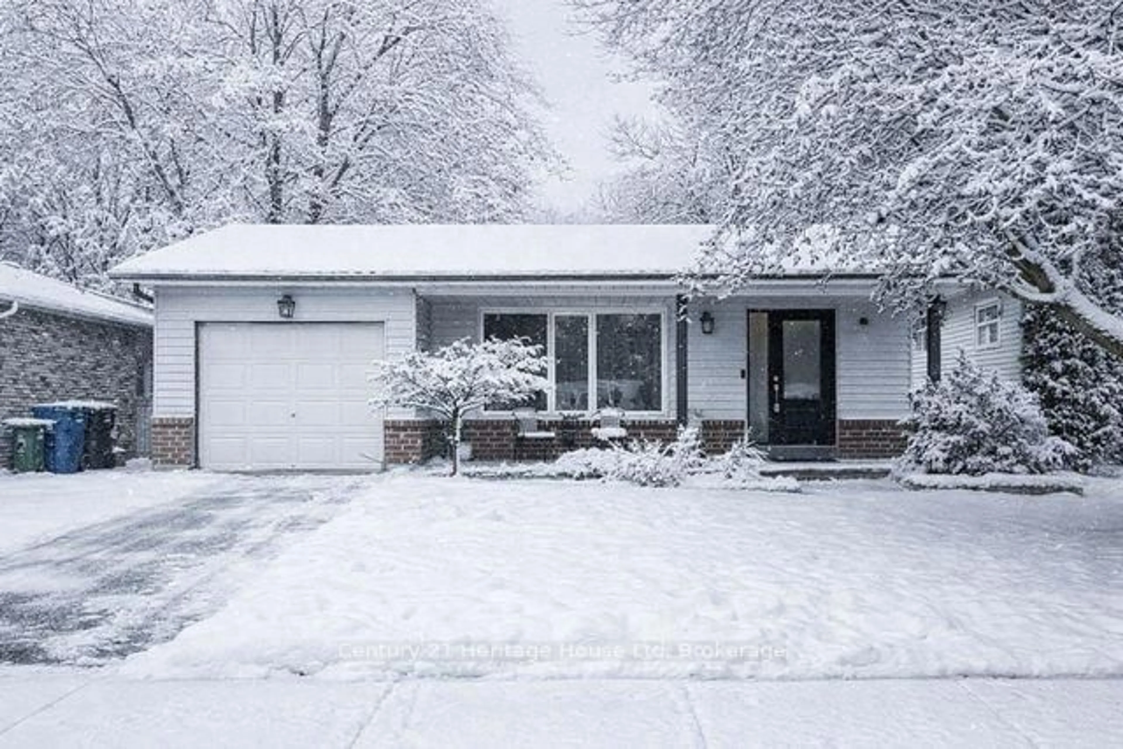 Home with vinyl exterior material, street for 378 West Acres Dr, Guelph Ontario N1H 7A8