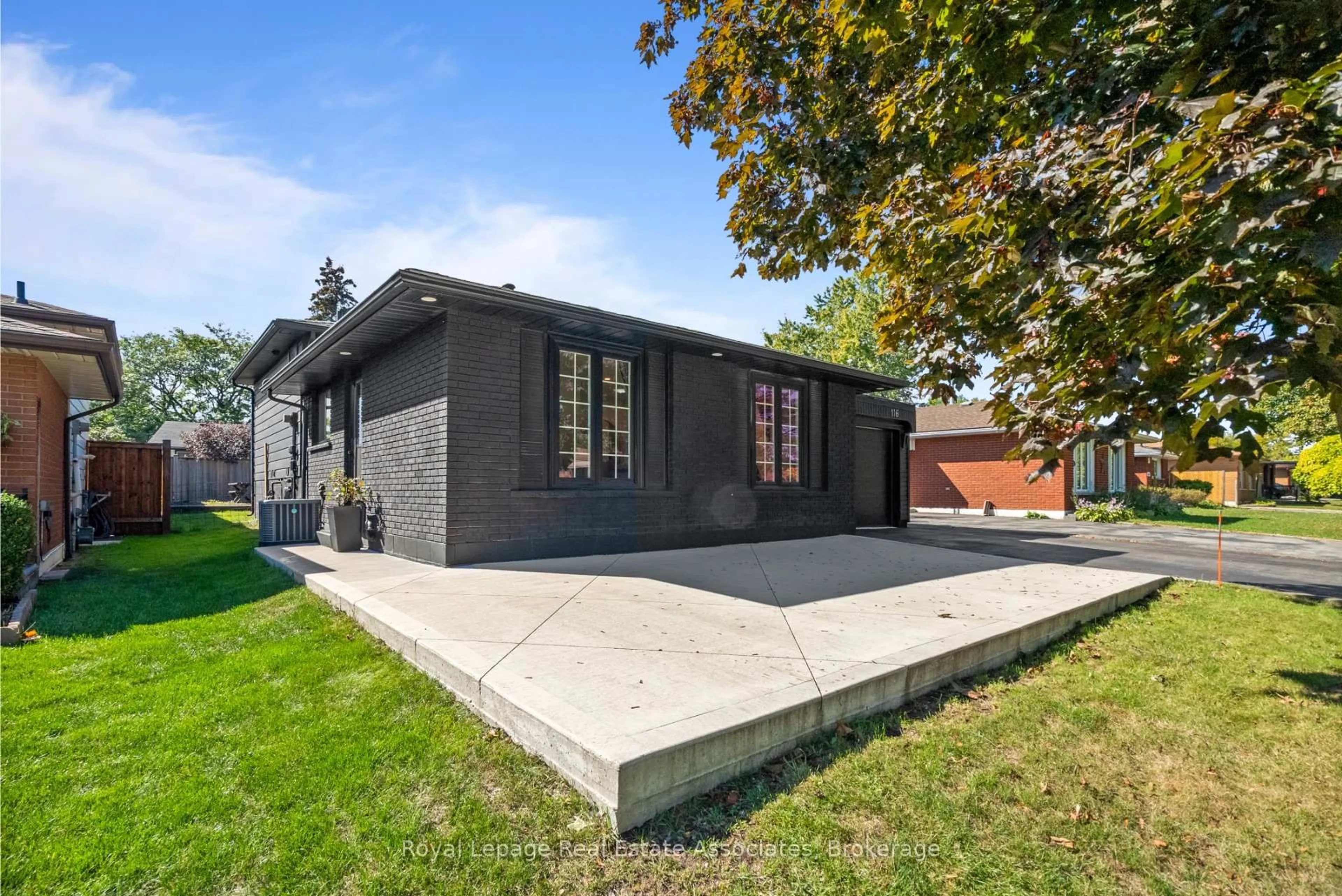 Home with brick exterior material, street for 116 Boston Cres, Hamilton Ontario L8T 4N2