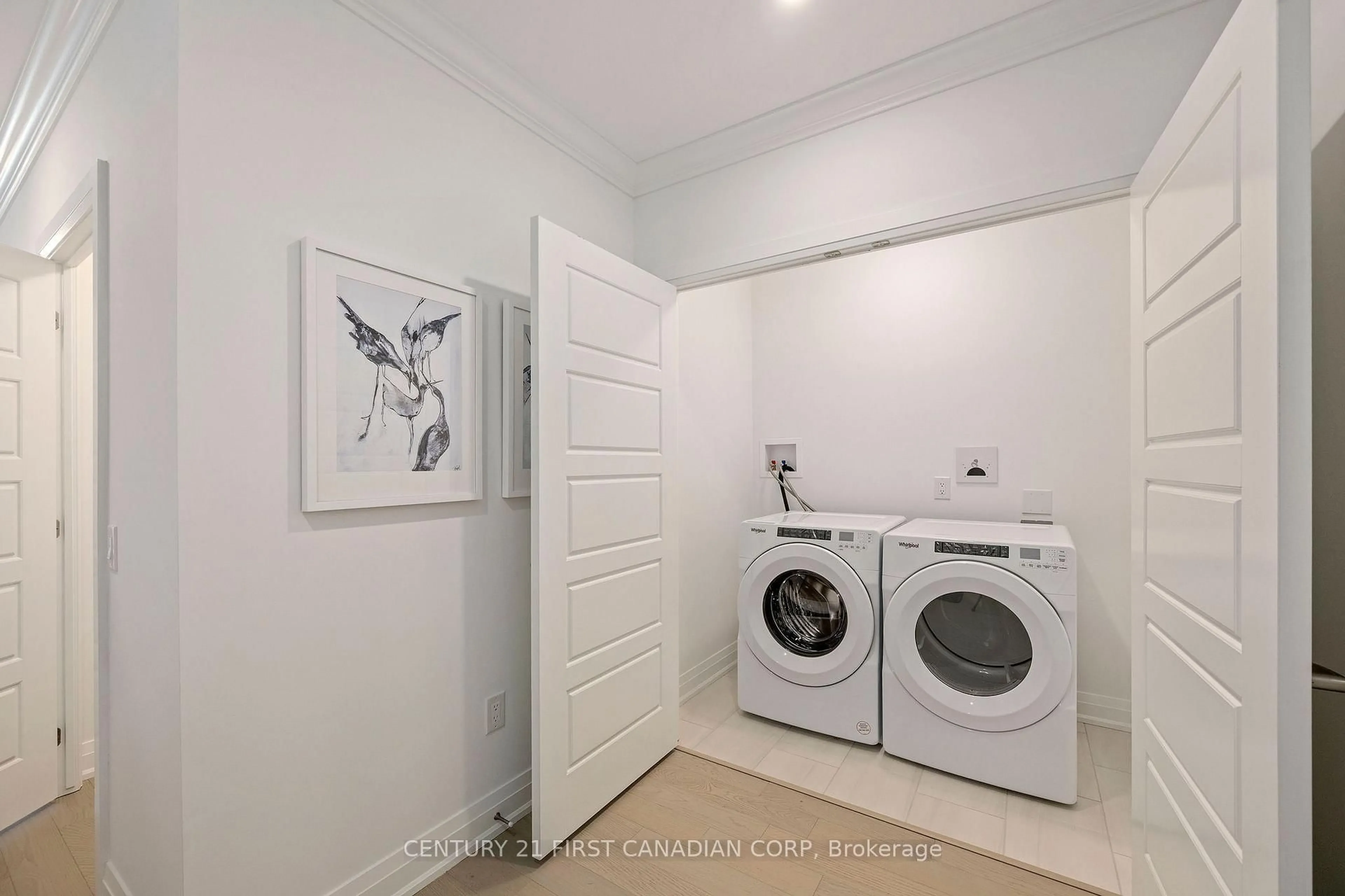 Laundry room for 1975 FOUNTAIN GRASS Dr #211, London South Ontario N6K 4P9