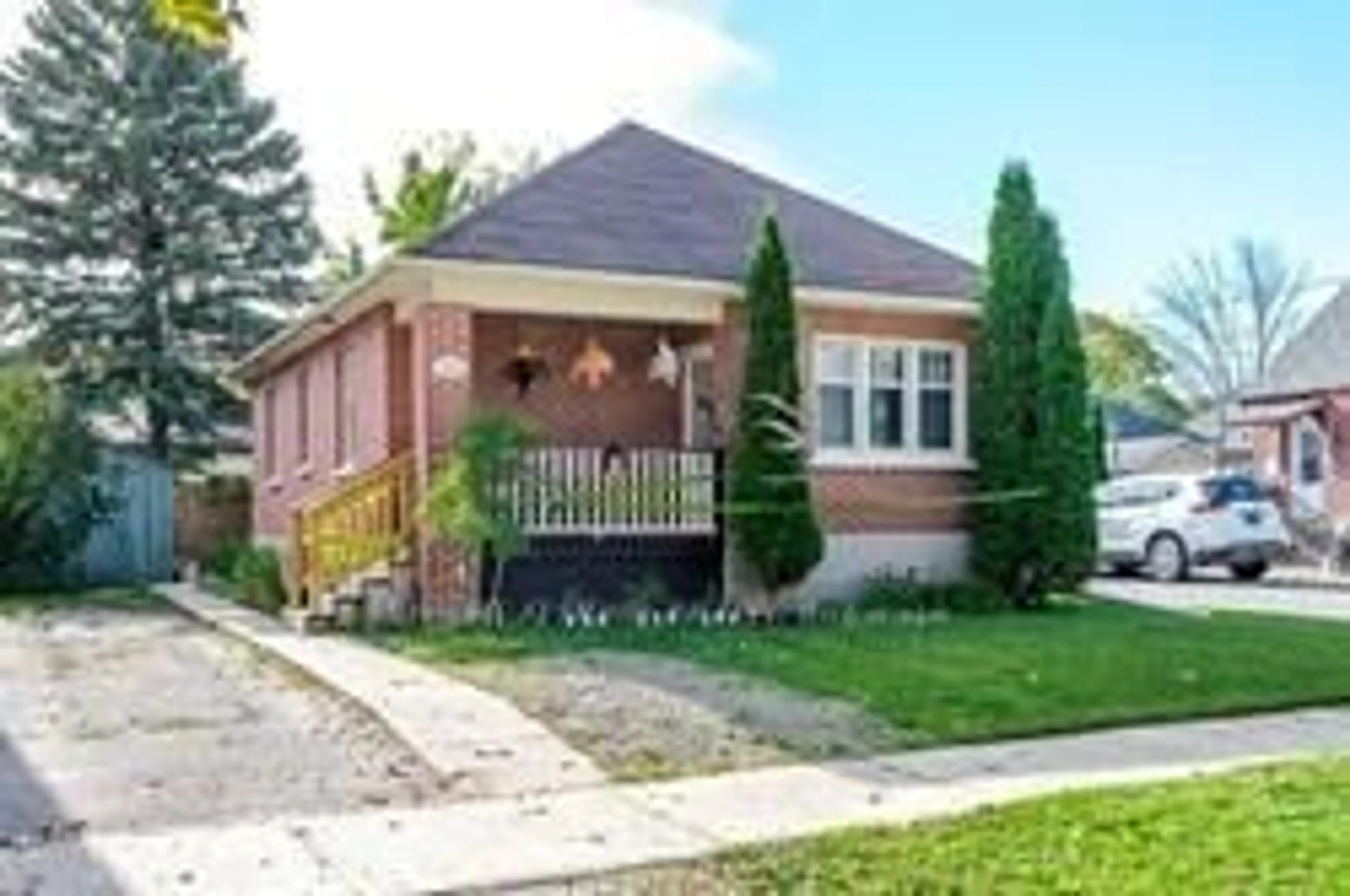Home with brick exterior material, street for 563 McCannan Ave, Peterborough Ontario K9J 4J7