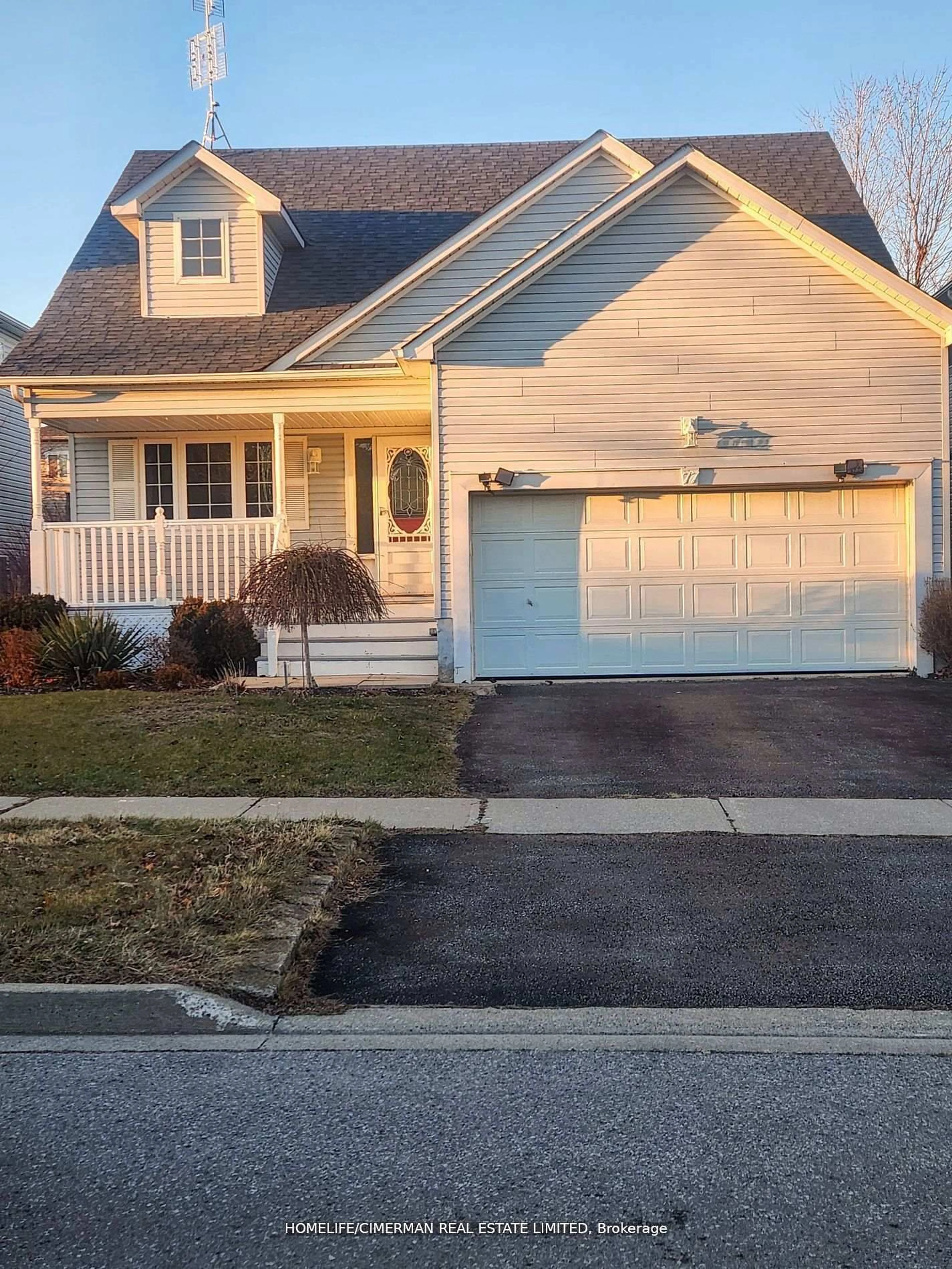 Home with vinyl exterior material, street for 77 Jarvis Dr, Port Hope Ontario L1A 4K5
