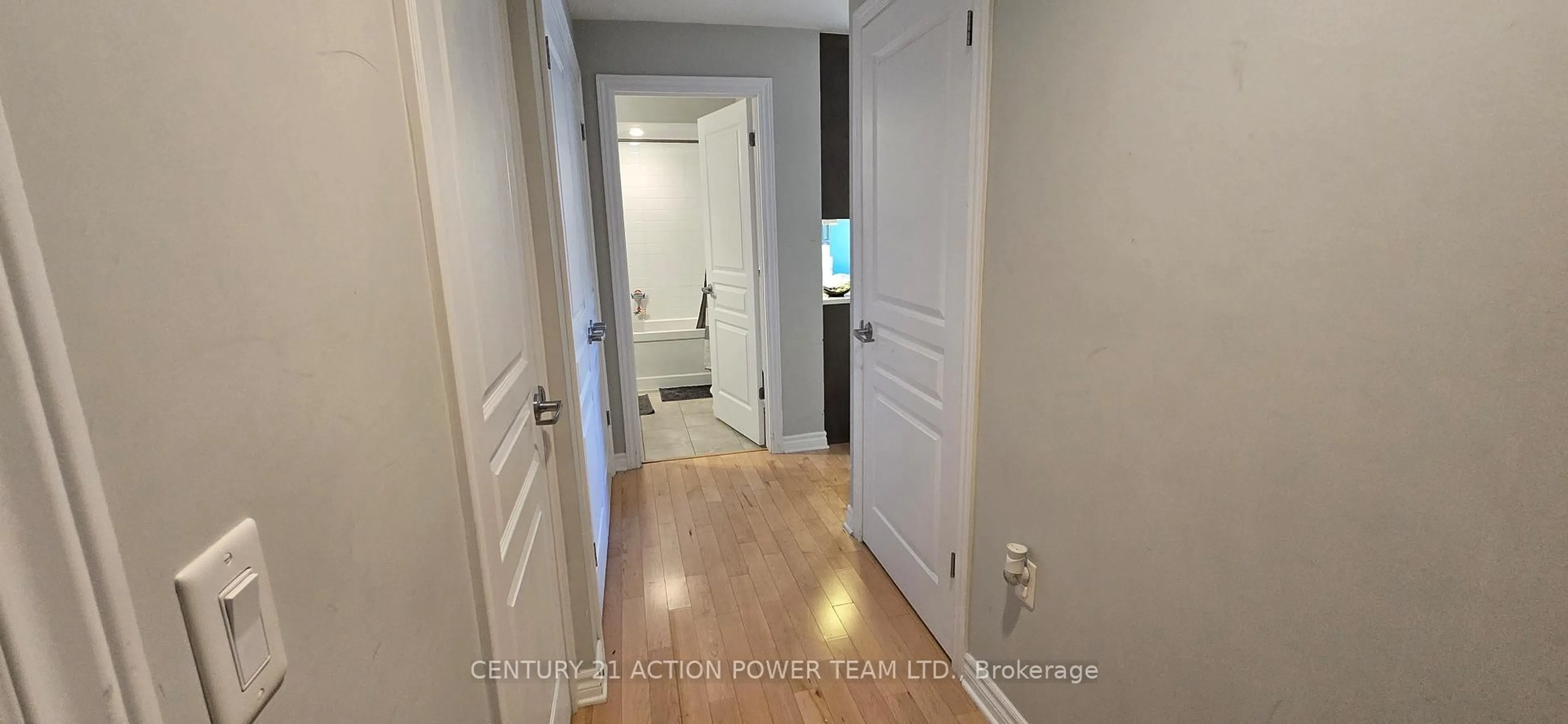 Unknown for 755 Beauparc Private #104, Ottawa Ontario K1J 0A2