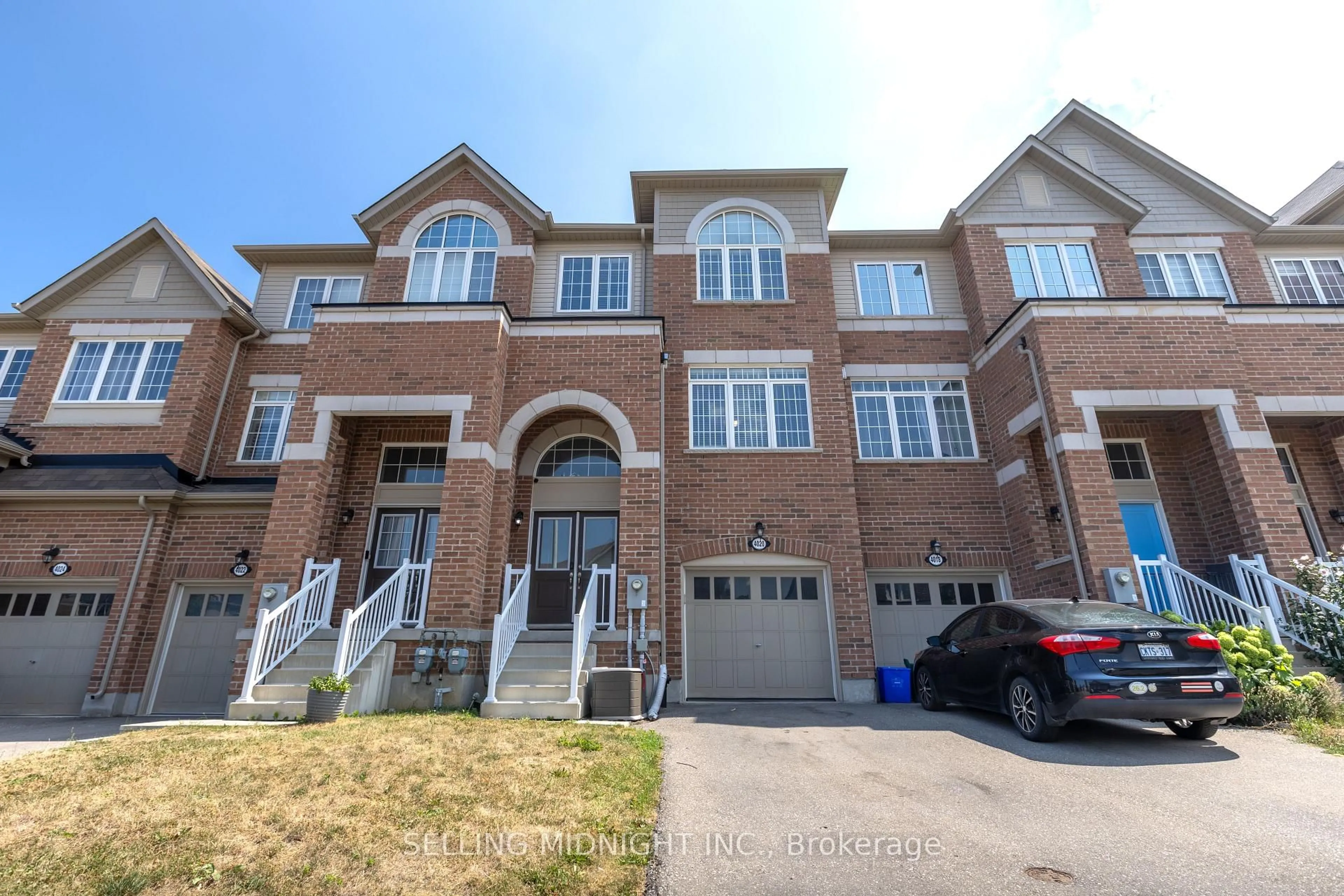 Unknown for 4020 Fracchioni Dr, Lincoln Ontario L3J 0R8