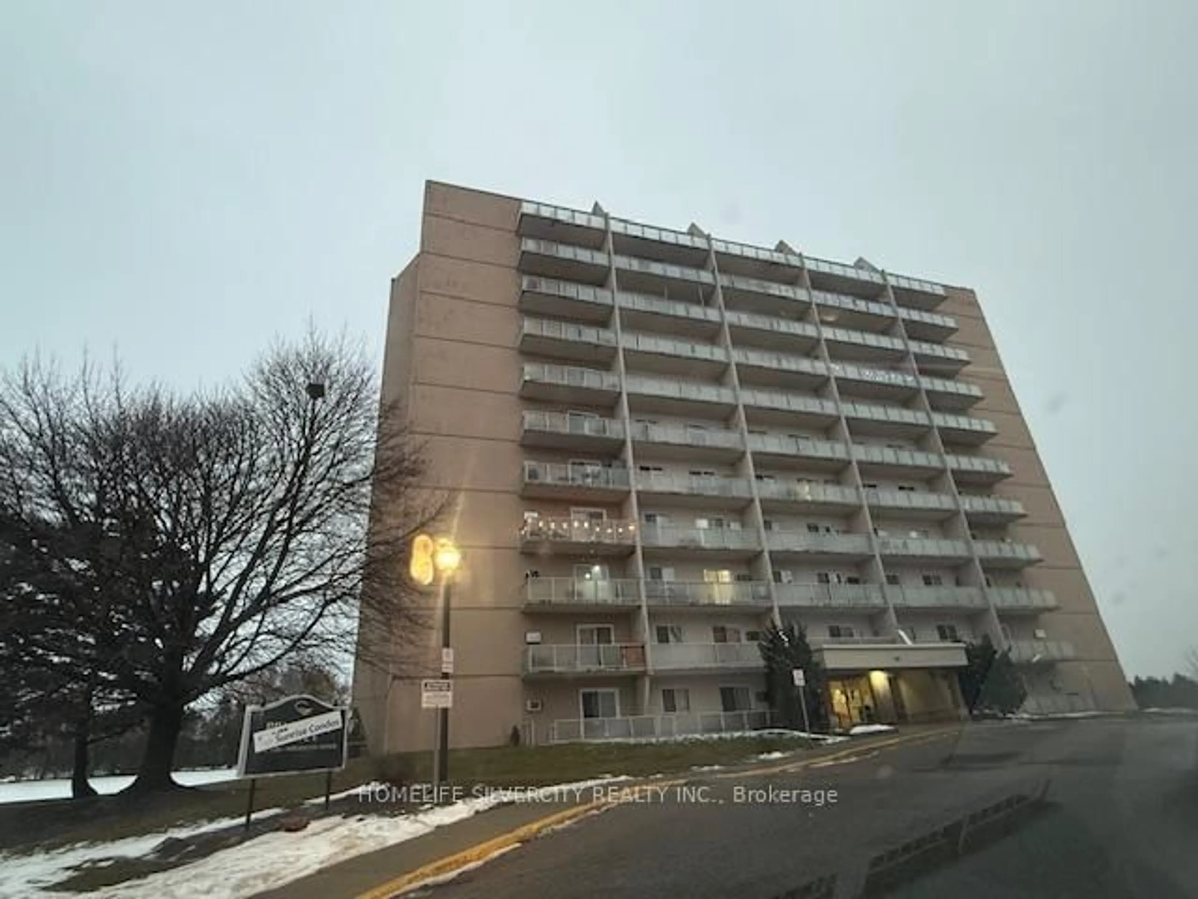 Unknown for 583 MORNINGTON Ave #103, London East Ontario N5Y 3E9