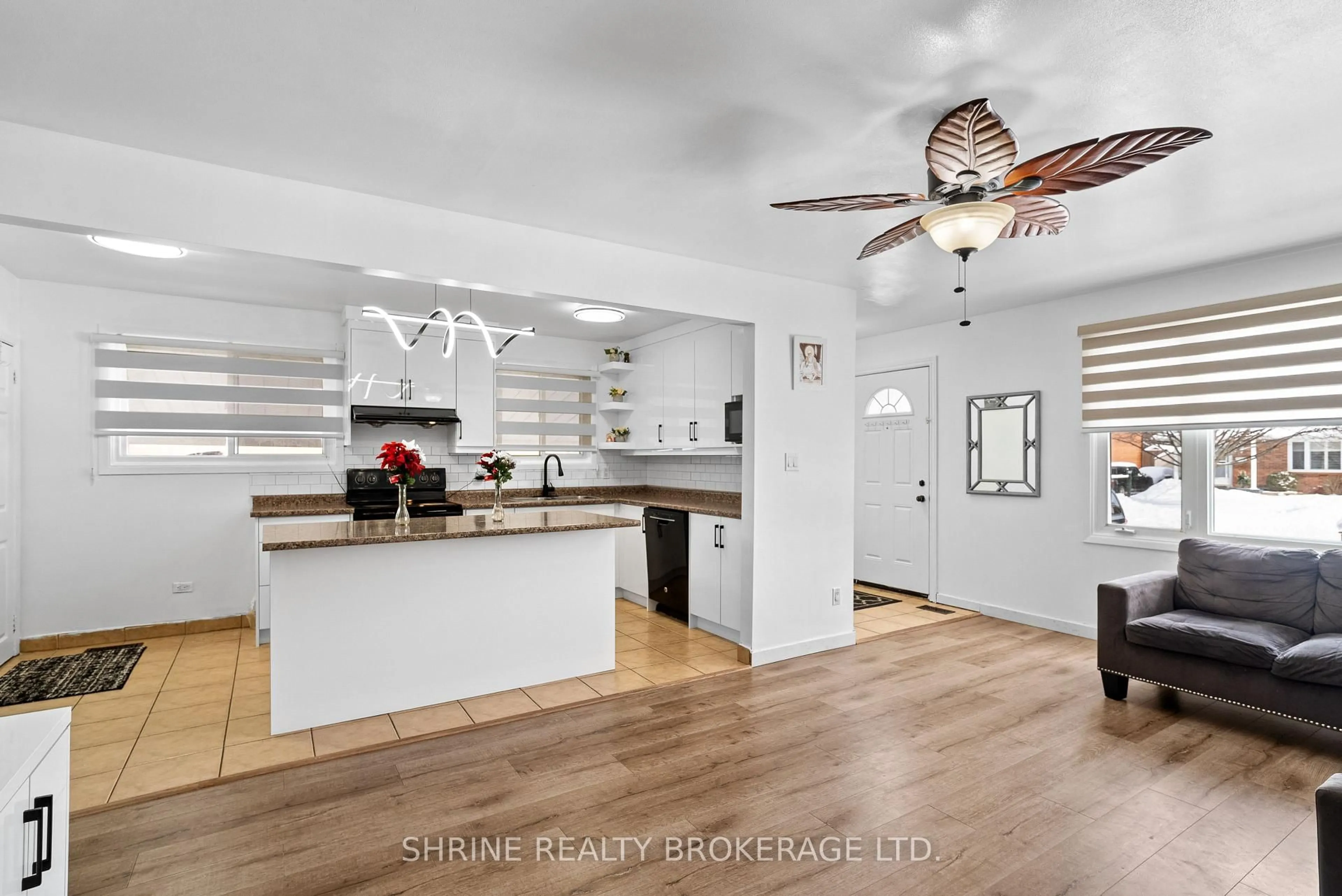 Open concept kitchen, unknown for 15 Garland Cres, London East Ontario N5V 1N4