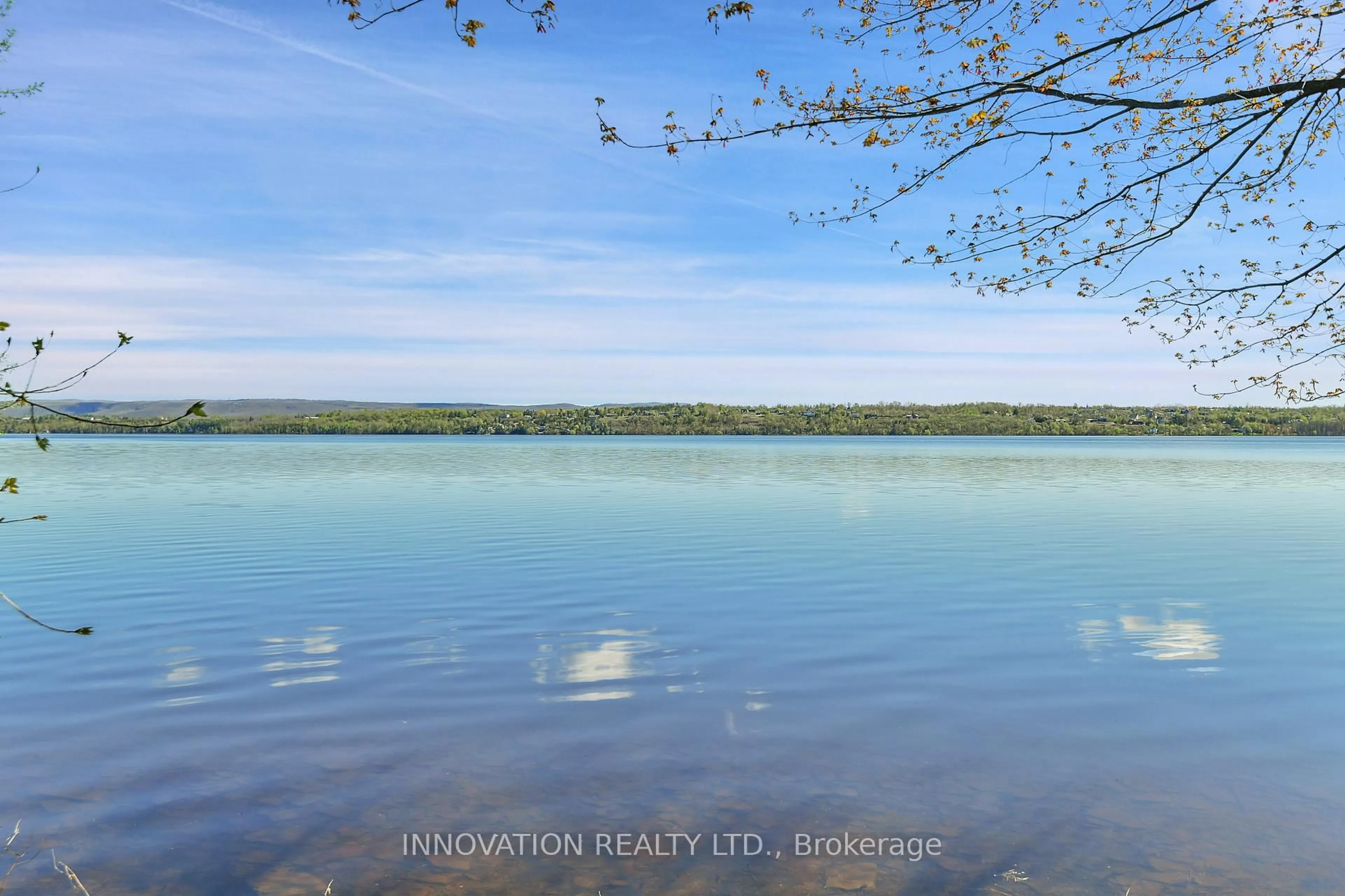 Blurry image for 325 Berry Side Rd, Ottawa Ontario K0A 1T0