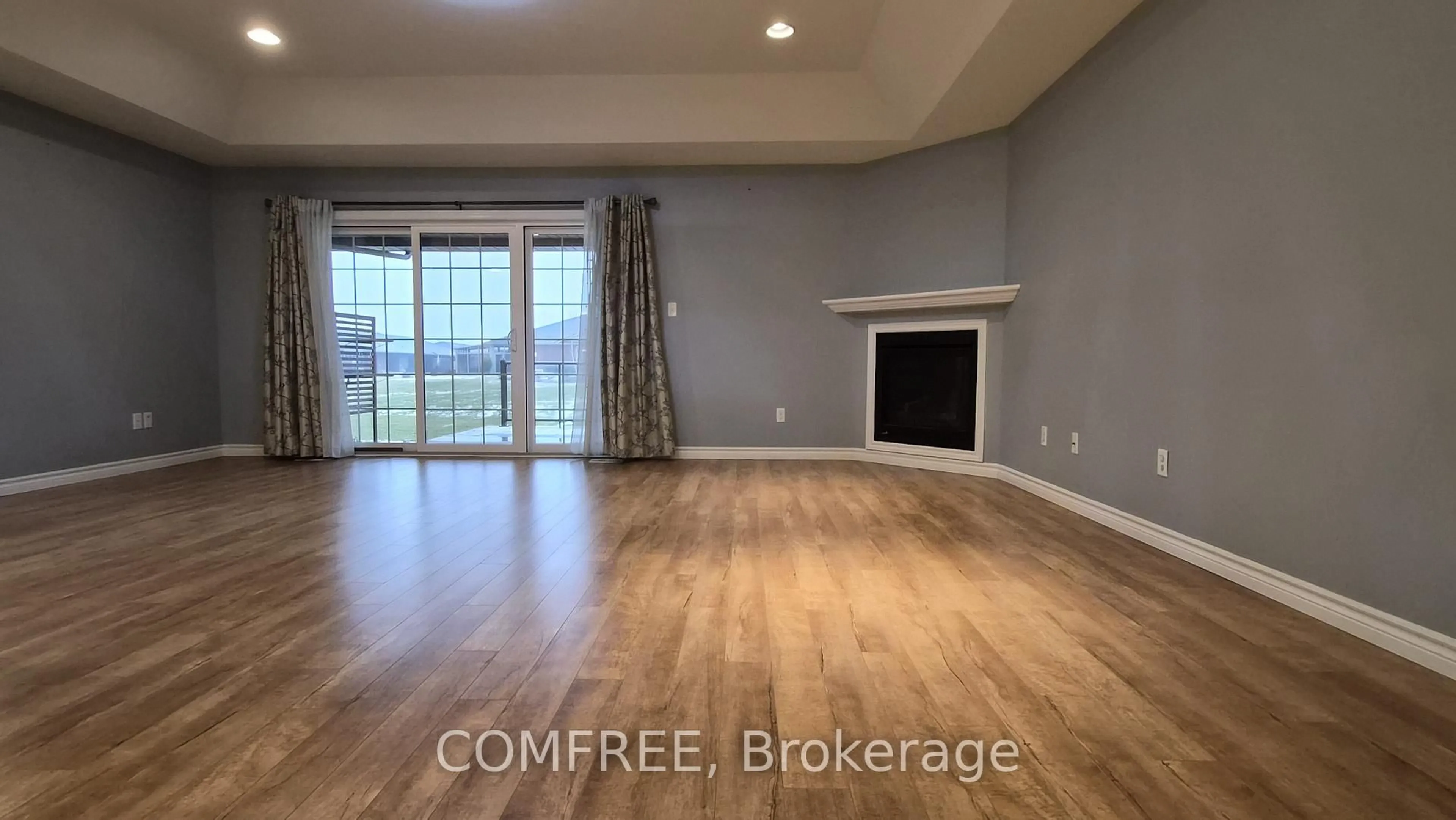 A pic of a room for 10219 Beverly Glen St, Windsor Ontario N8P 0C2